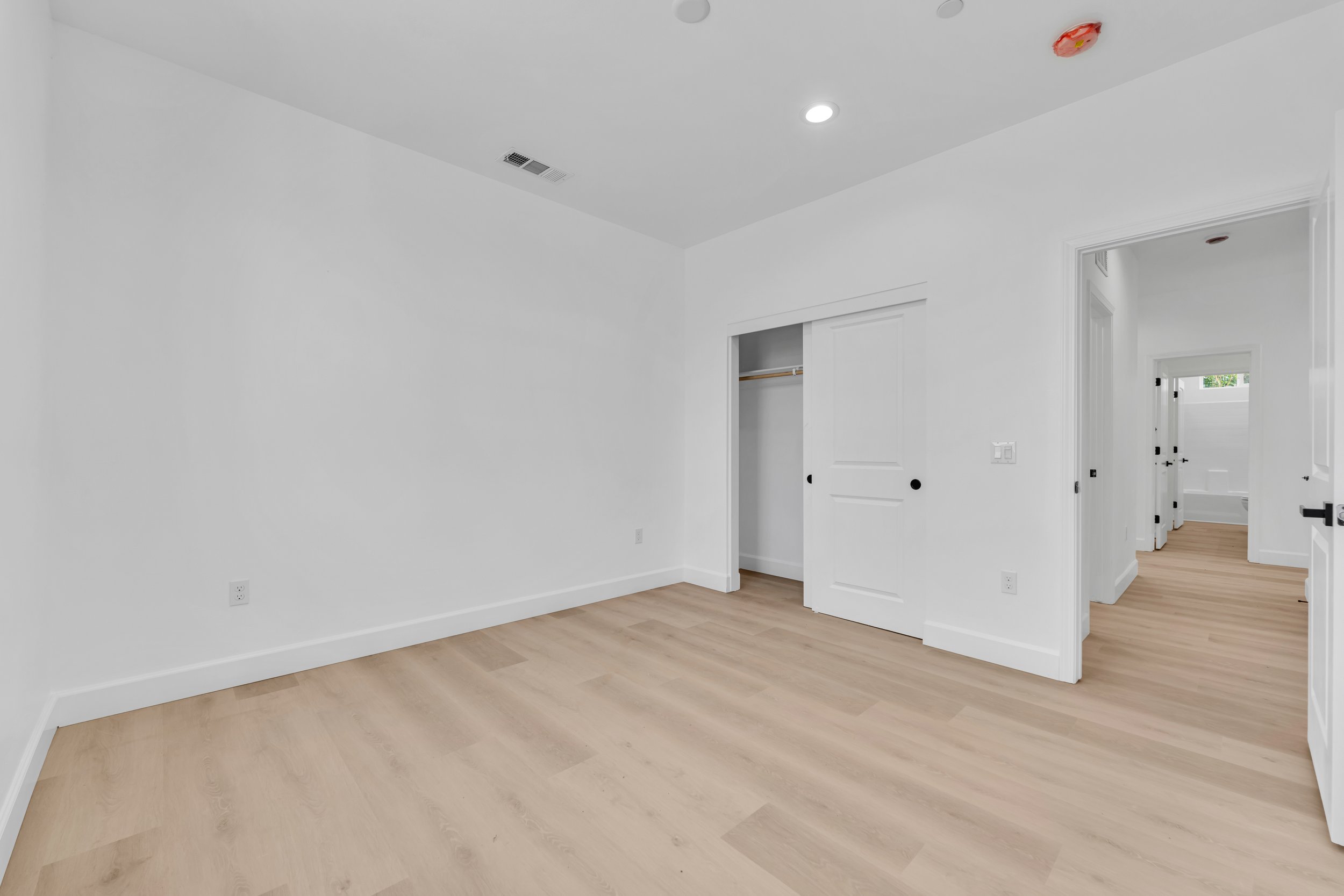 8837 Holly Ave. 3.jpg
