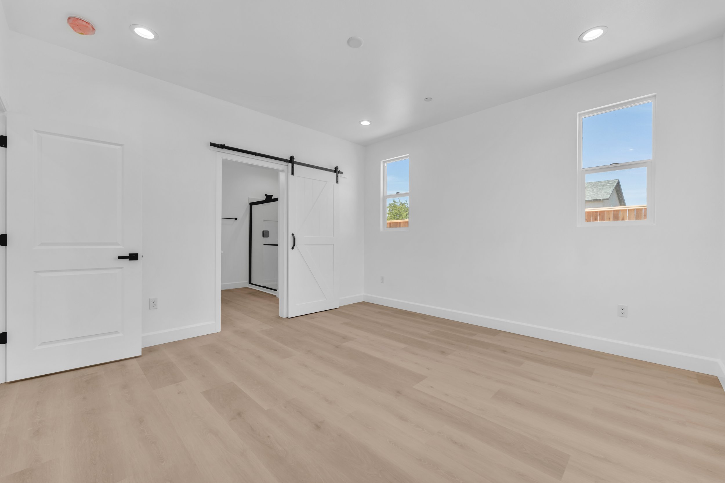 8837 Holly Ave. 7.jpg