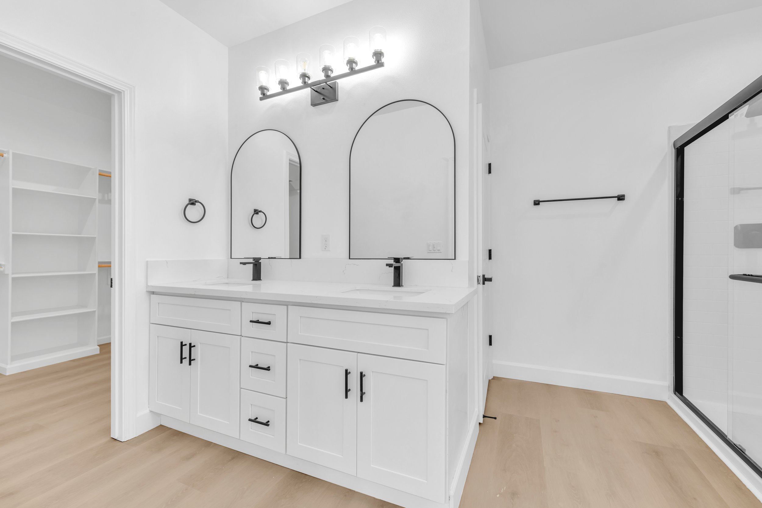 8837 Holly Ave. 13.jpg