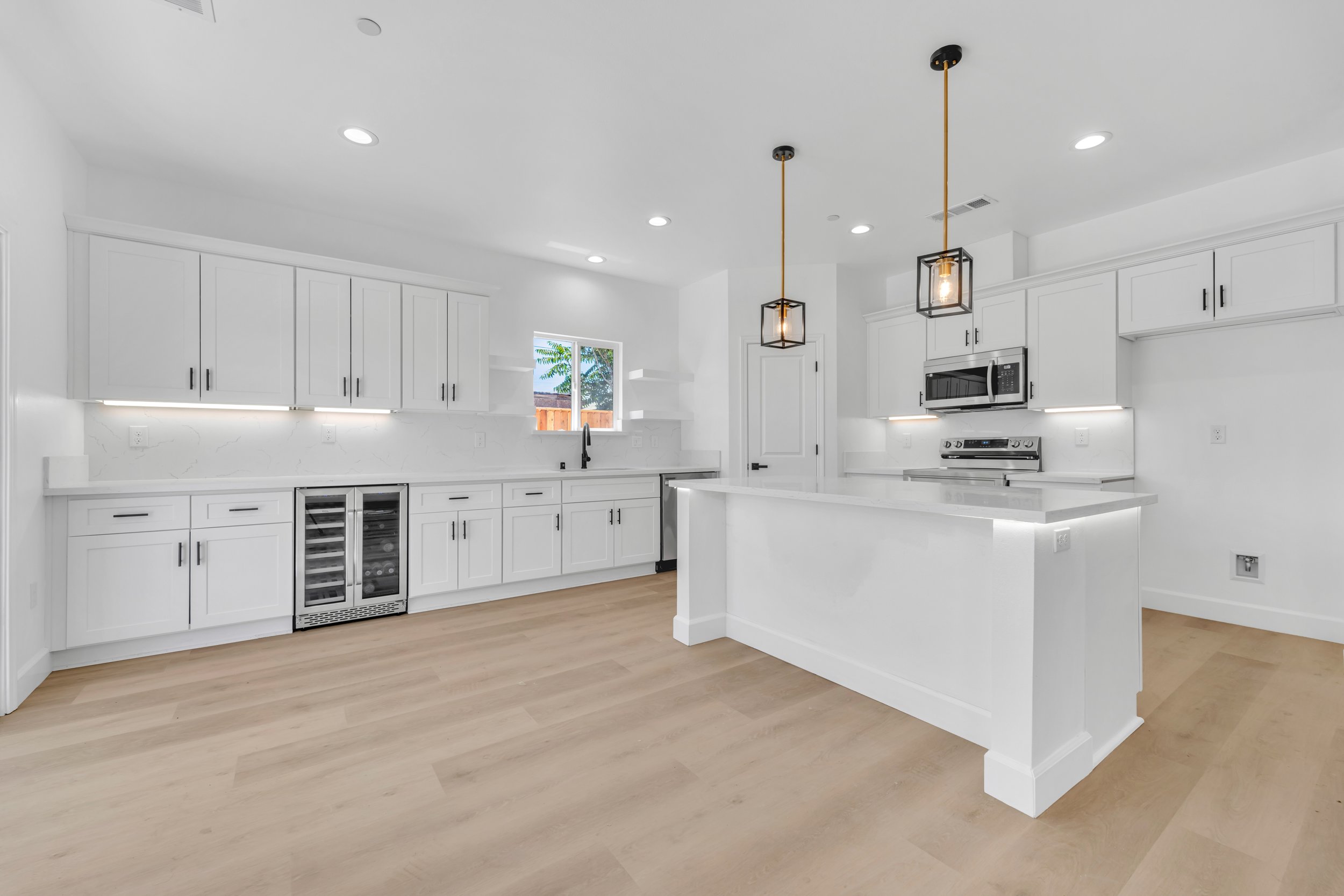 8837 Holly Ave. 20.jpg