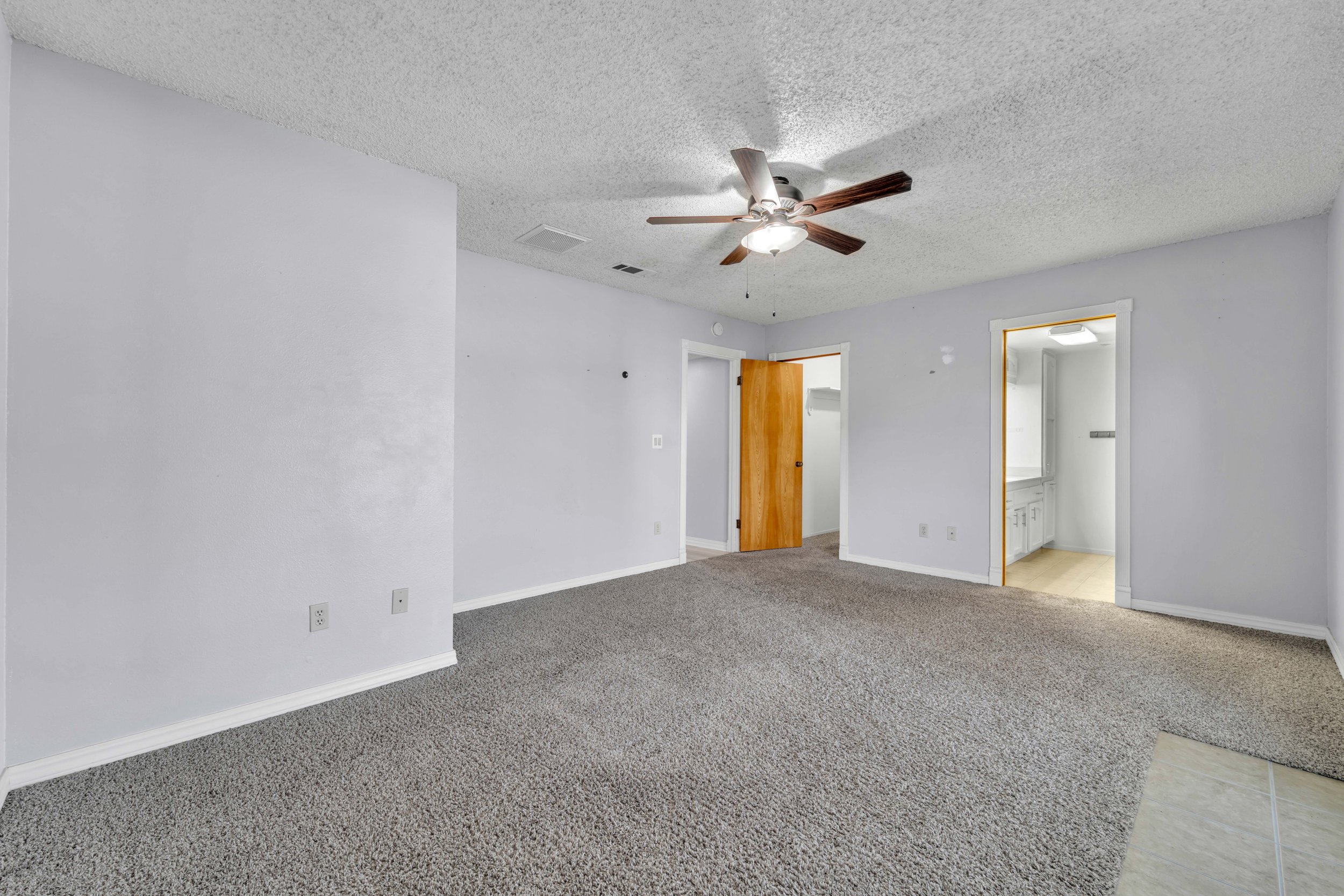7343 Bay Ave. 15.jpg