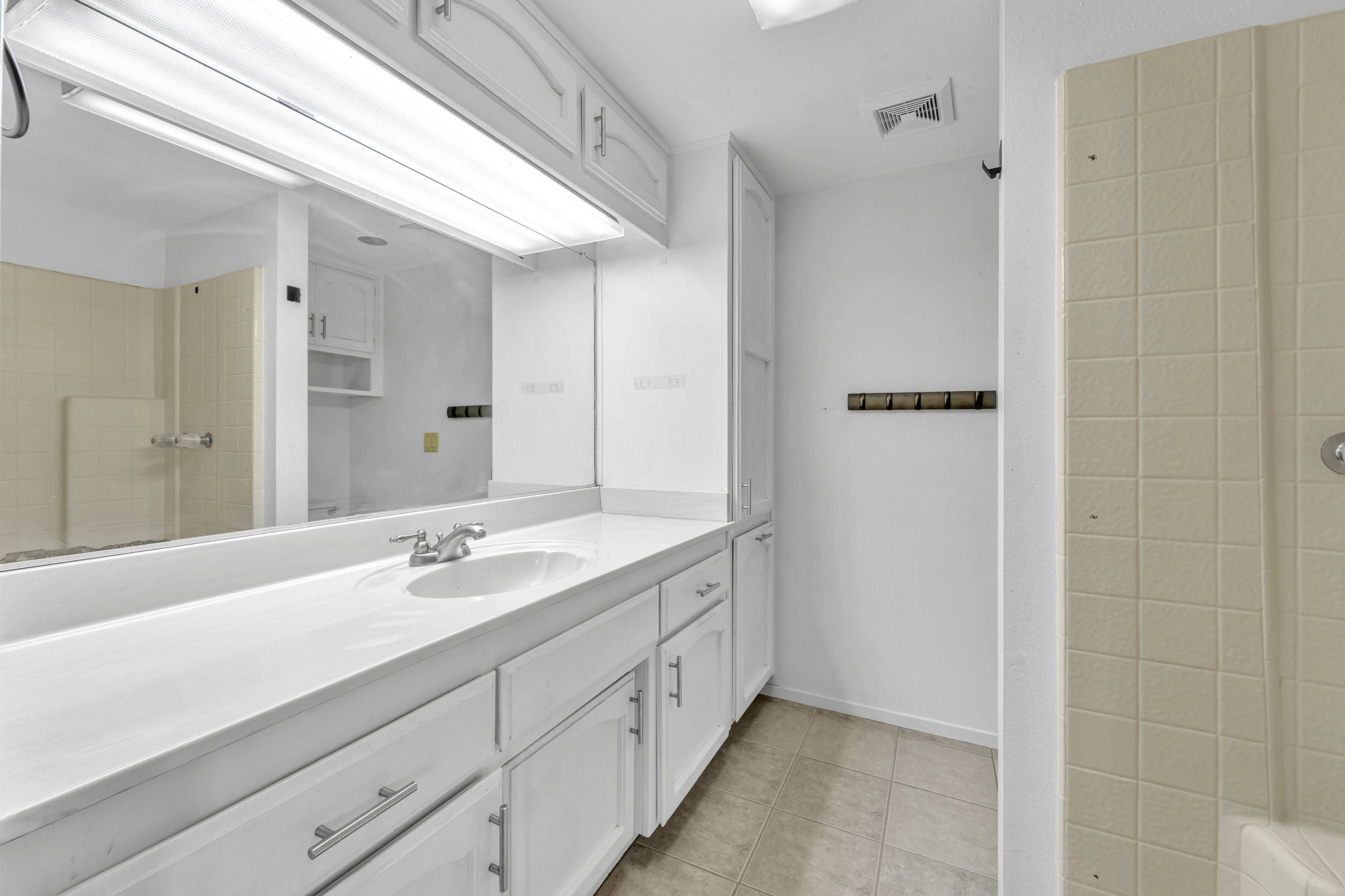 7343 Bay Ave. 20.jpg