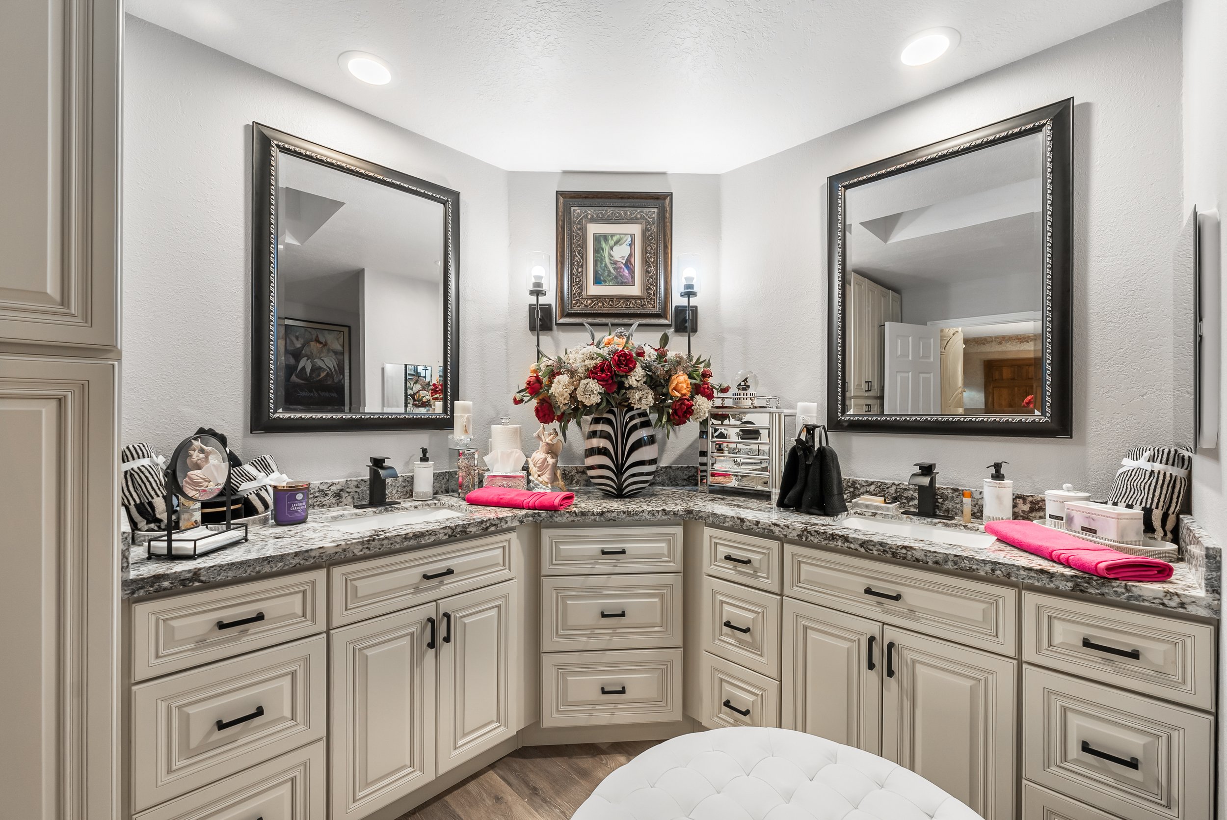 Lakeview Dr. 30.jpg