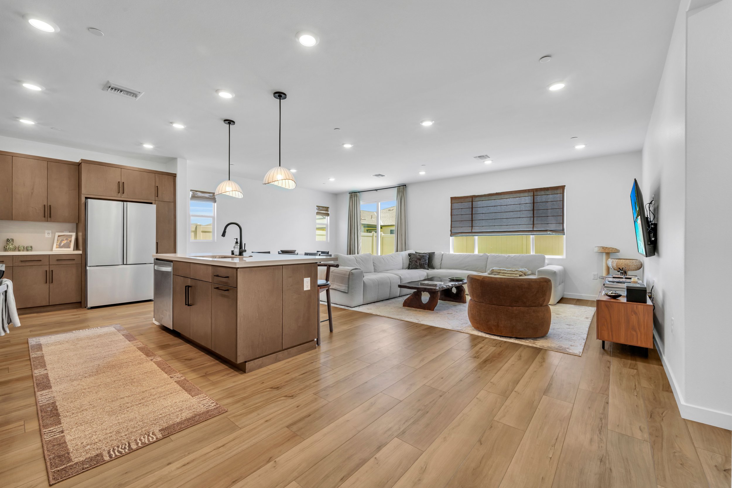 3230 Emerald Ln. 5.jpg