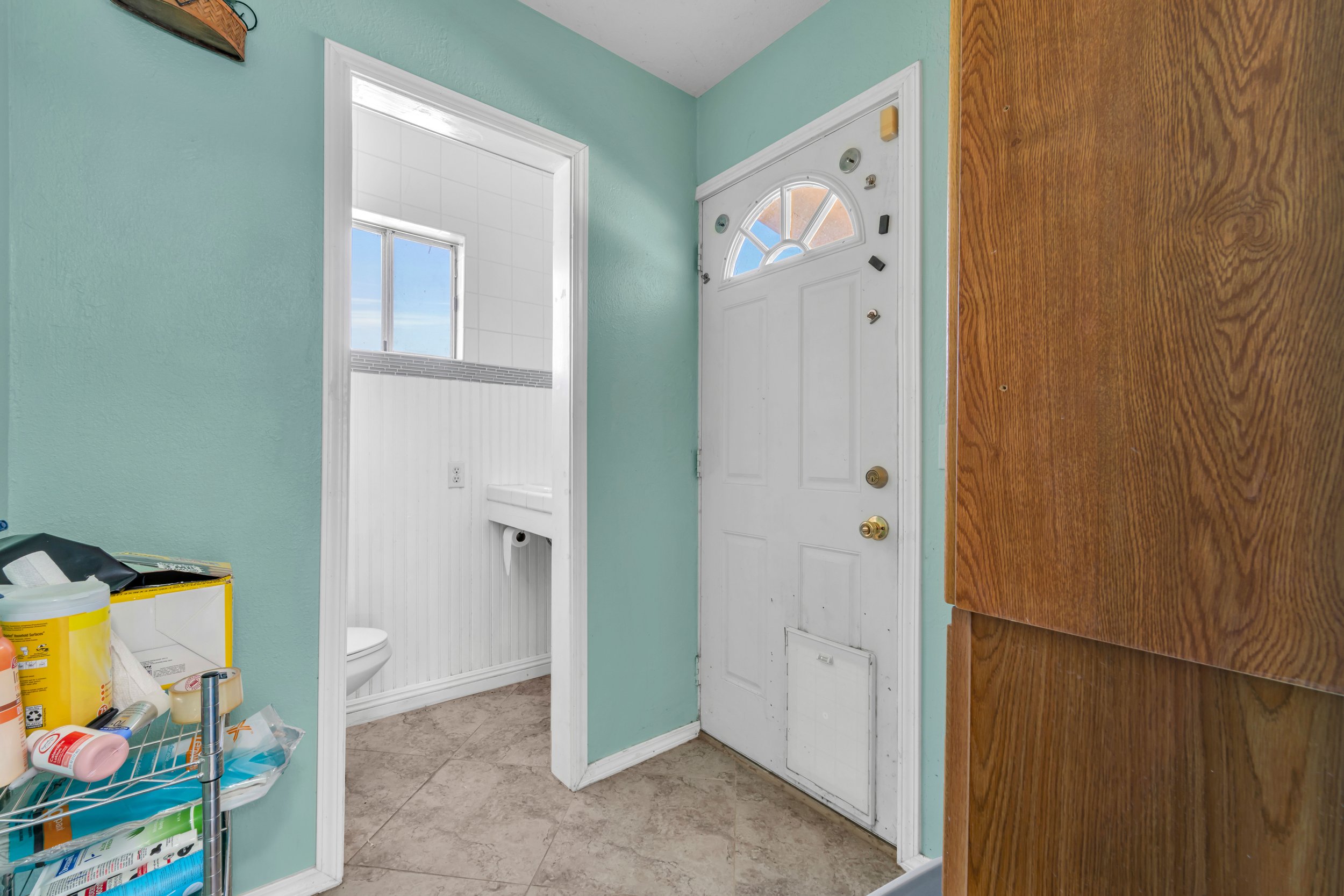 9400 Kemper Rd. 13.jpg