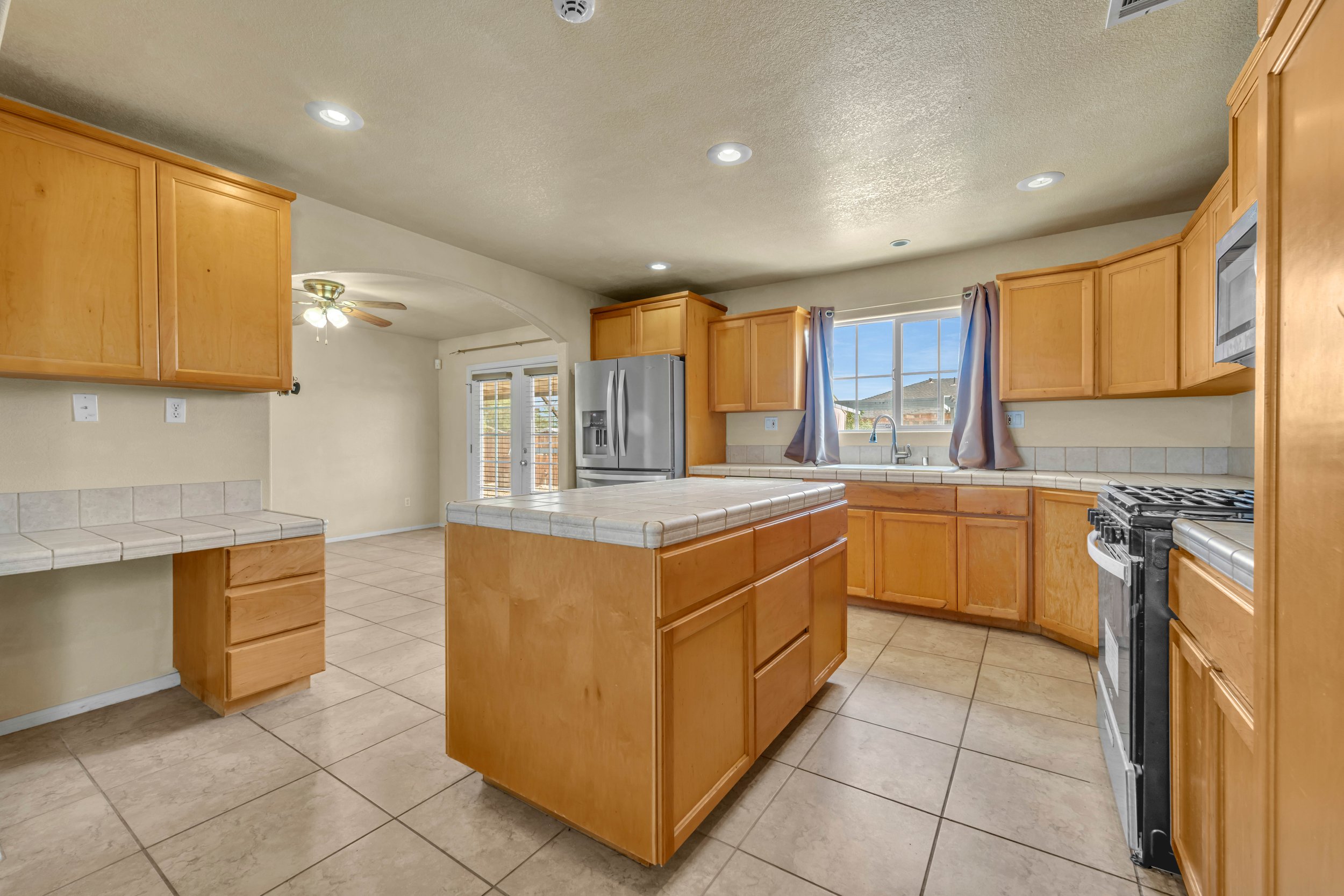 21648 95th St. 7.jpg