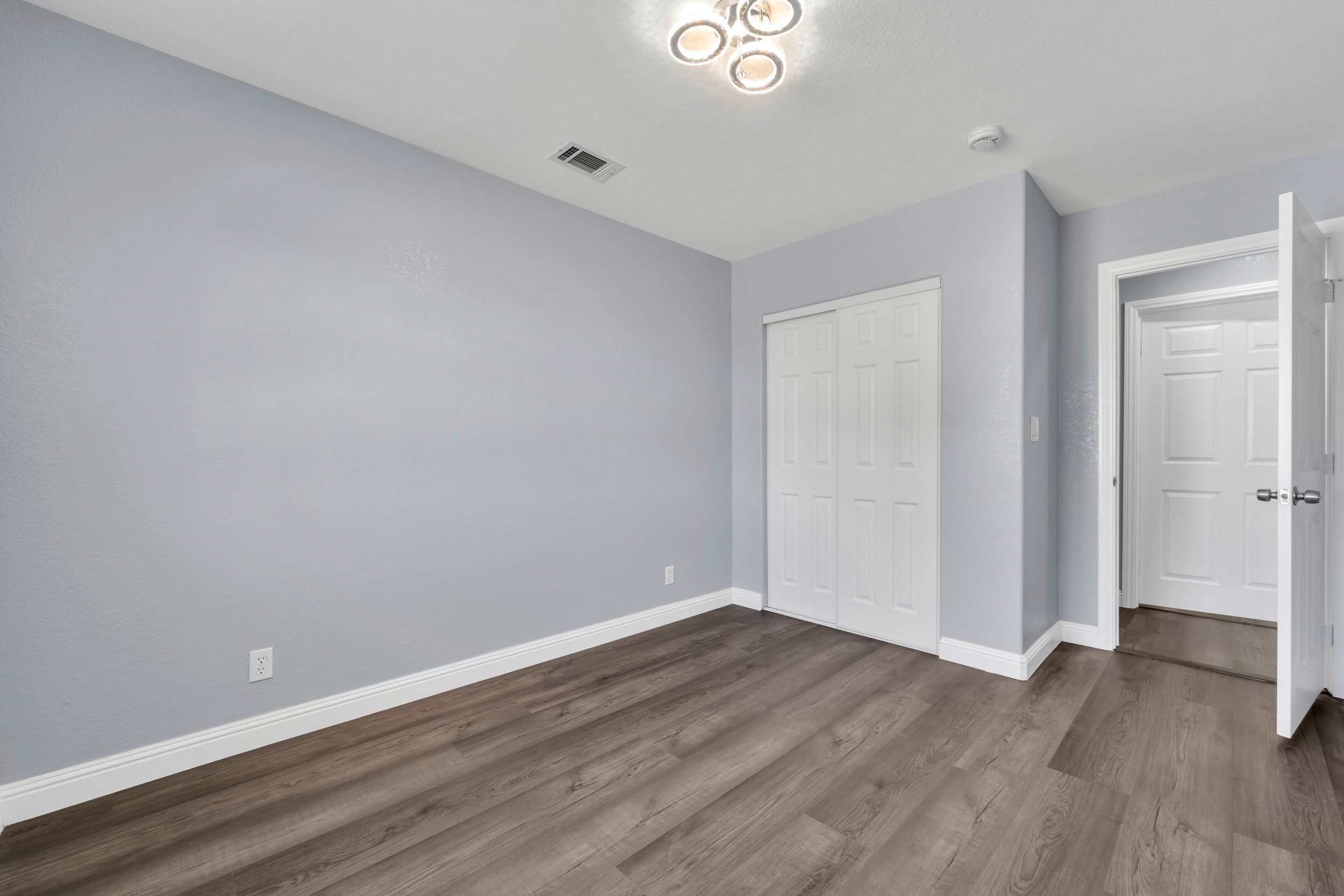 8373 Ironwood Ave. 18.jpg
