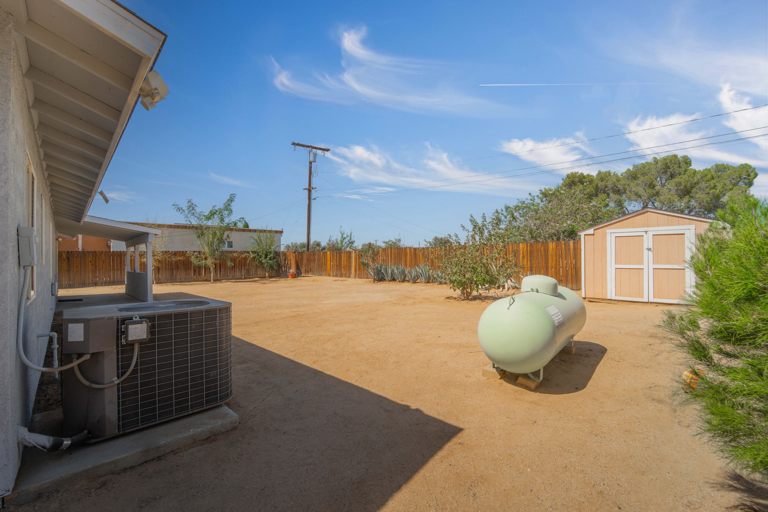 8373 Ironwood Ave. 23.jpg