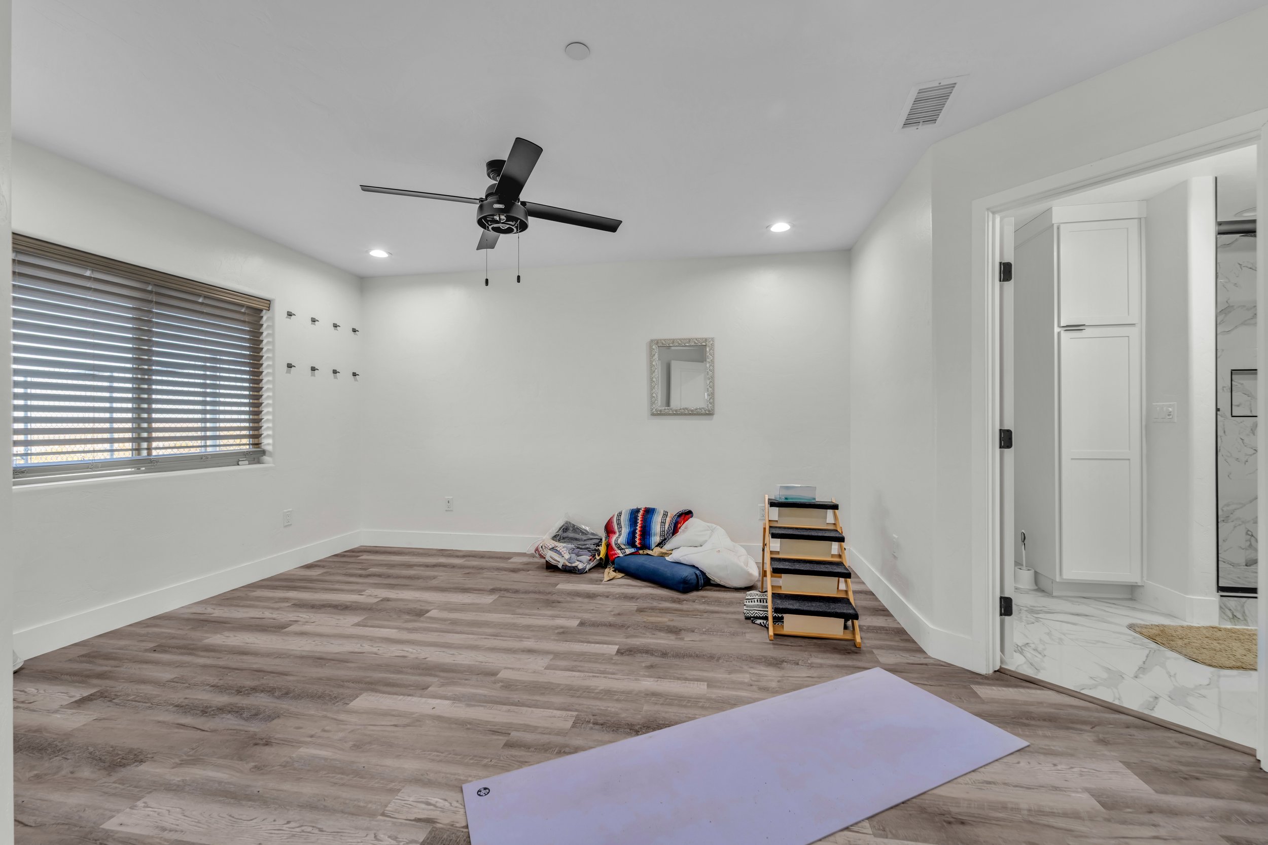10715 Wilson Rd. 12.jpg
