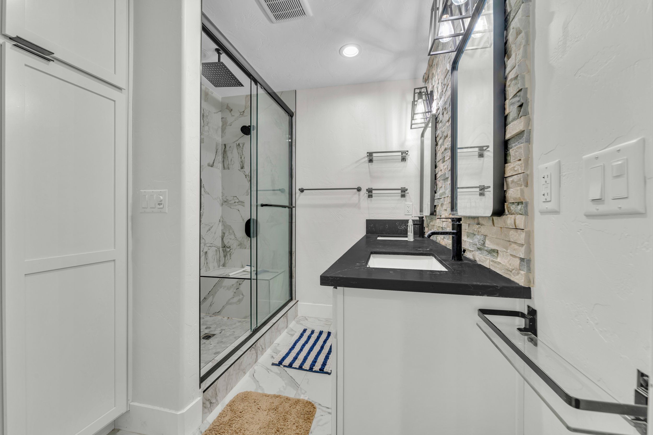 10715 Wilson Rd. 14.jpg