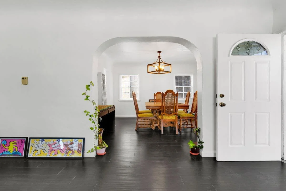 2490 Chestnut Av 6.jpg