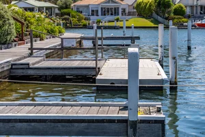 Buying a Chain O’Lakes Home With a Seawall, Pier or Shoreline: Questions to Ask