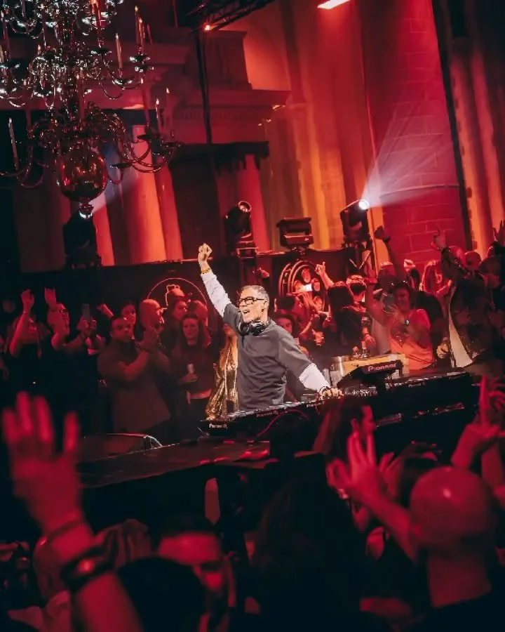 This Friday! Disco house jams at its finest with @theshapeshifters and friends! It will be special!
10$ before 11pm w RSVP
Link in bio 🎟️