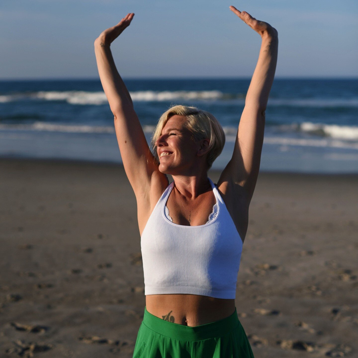 Why do people want to experience Rapid Transformation Therapy with me?

🔥Tired of feeling stuck and ready to experience a break-through

👏A want to truly understand what's holding them back and to be free of old beliefs

😍 A desire to live life fu