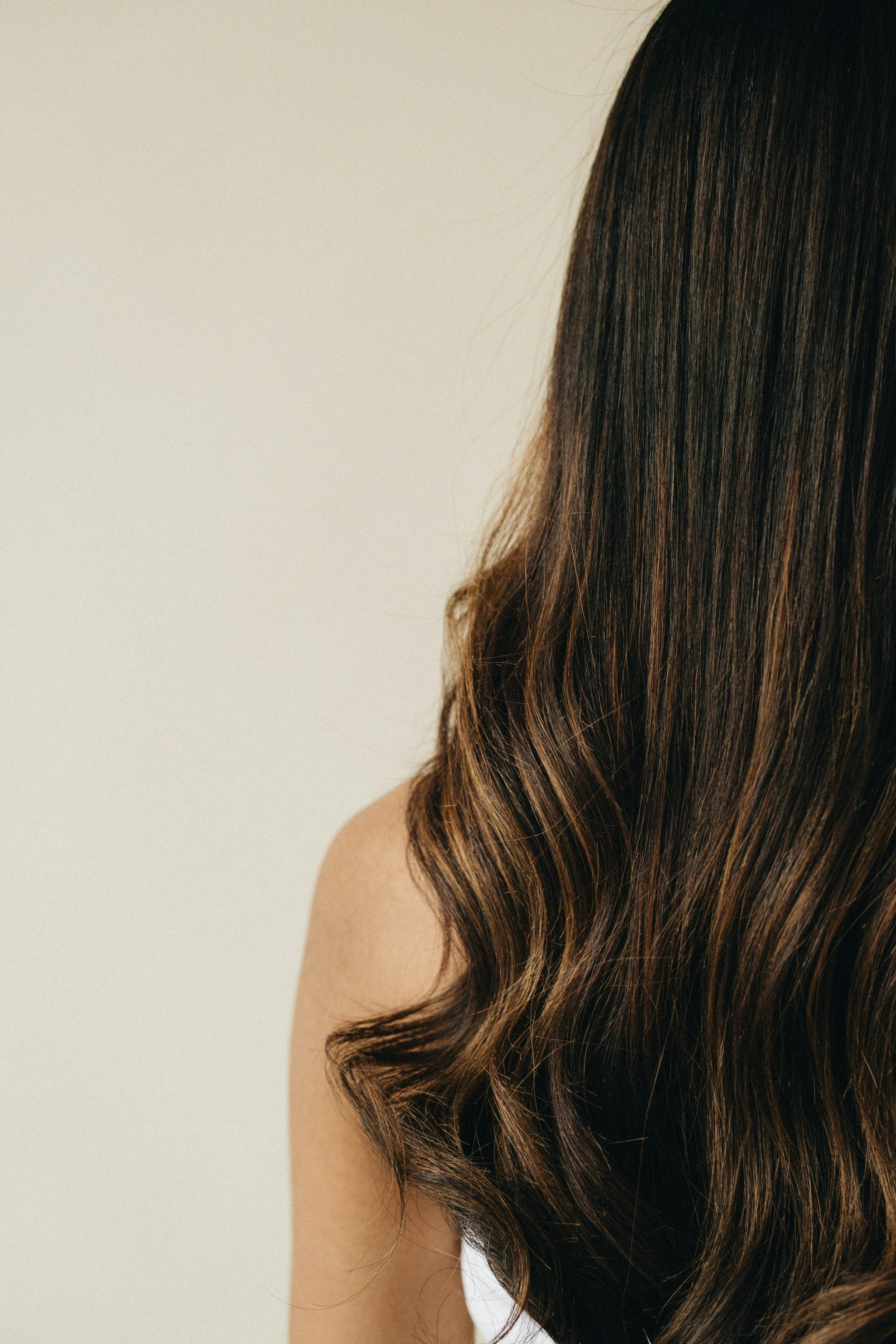5 Signs Your Scalp Needs Professional Attention (And How Our Head Spa Can Help)