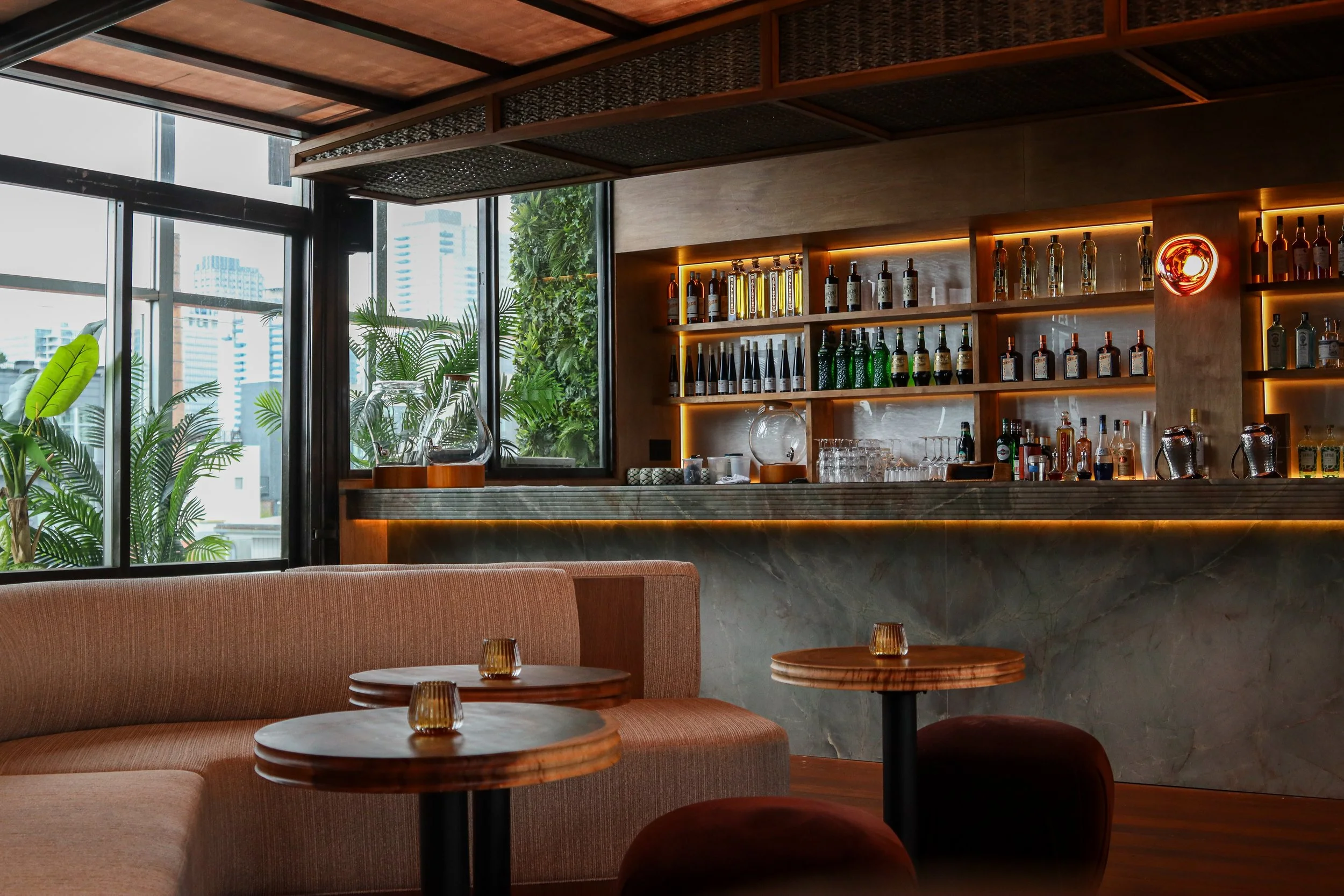 Bar-10.jpg