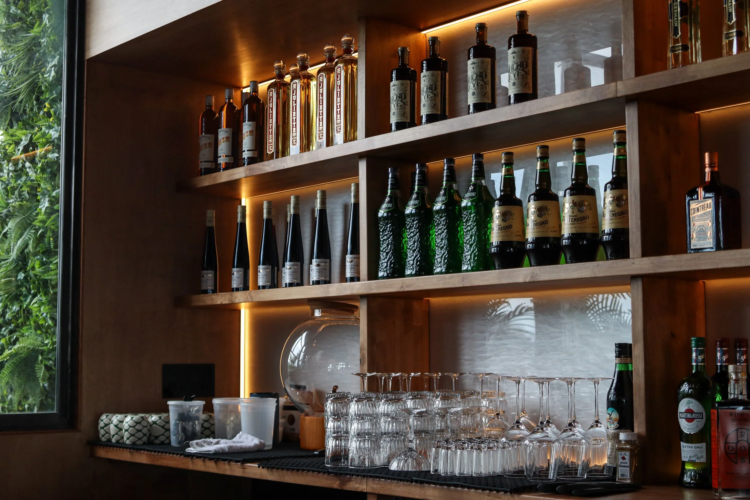 Bar.jpg