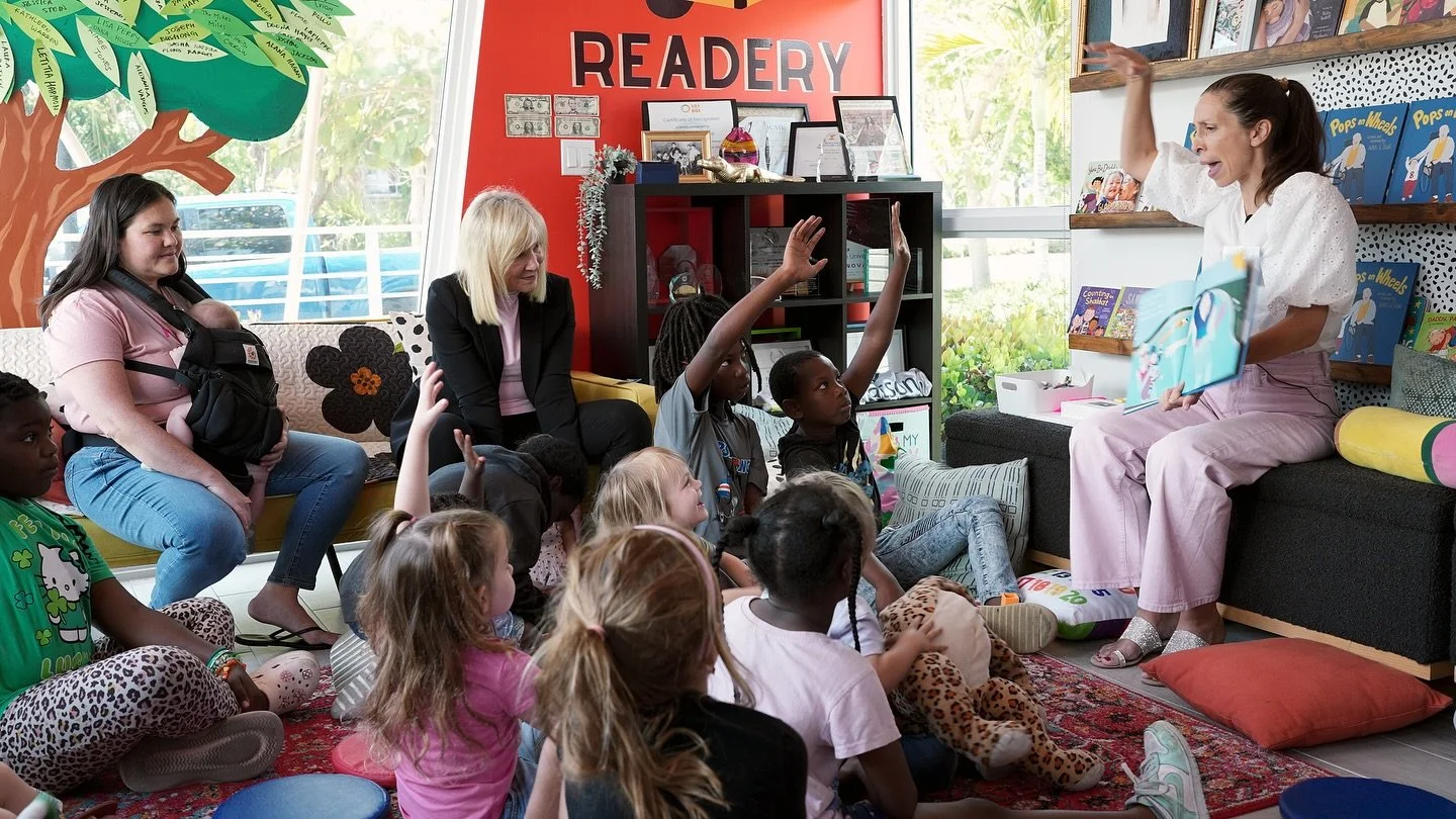 What a weekend! We had a blast reading @popsonwheels and learning about ♿️ for Stroke Awareness Month!! Thanks to @rohisreadery for having us and to all the enthusiastic readers who joined! 💛💙💛💙💛