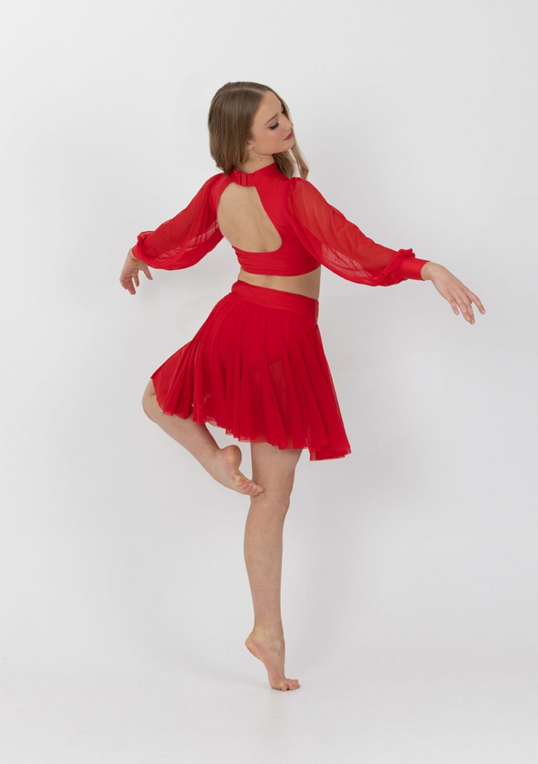 Annabelle-Crop-Red-1083x1536.jpg