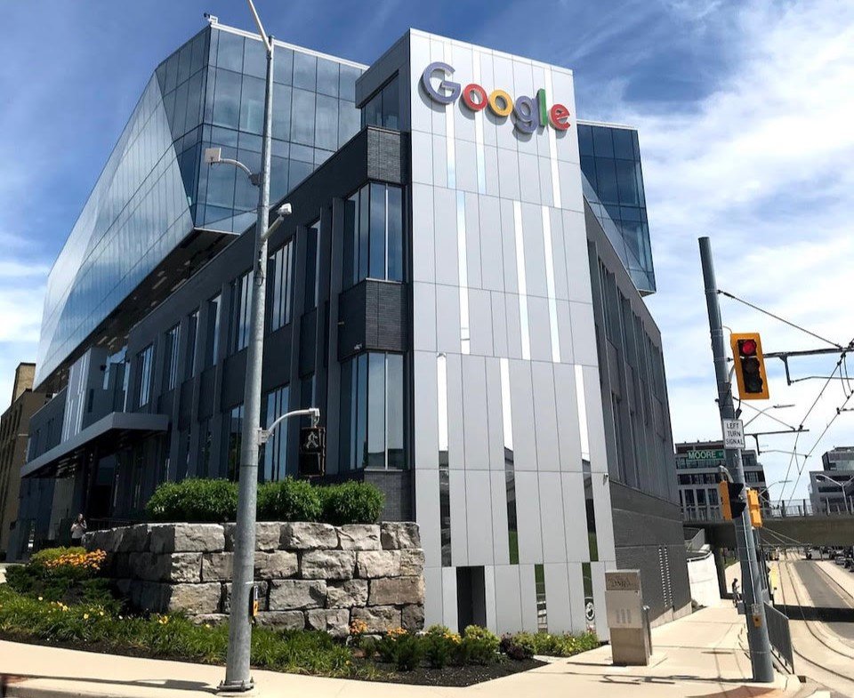 Tech Sector Lays Off Over 200,000 Workers