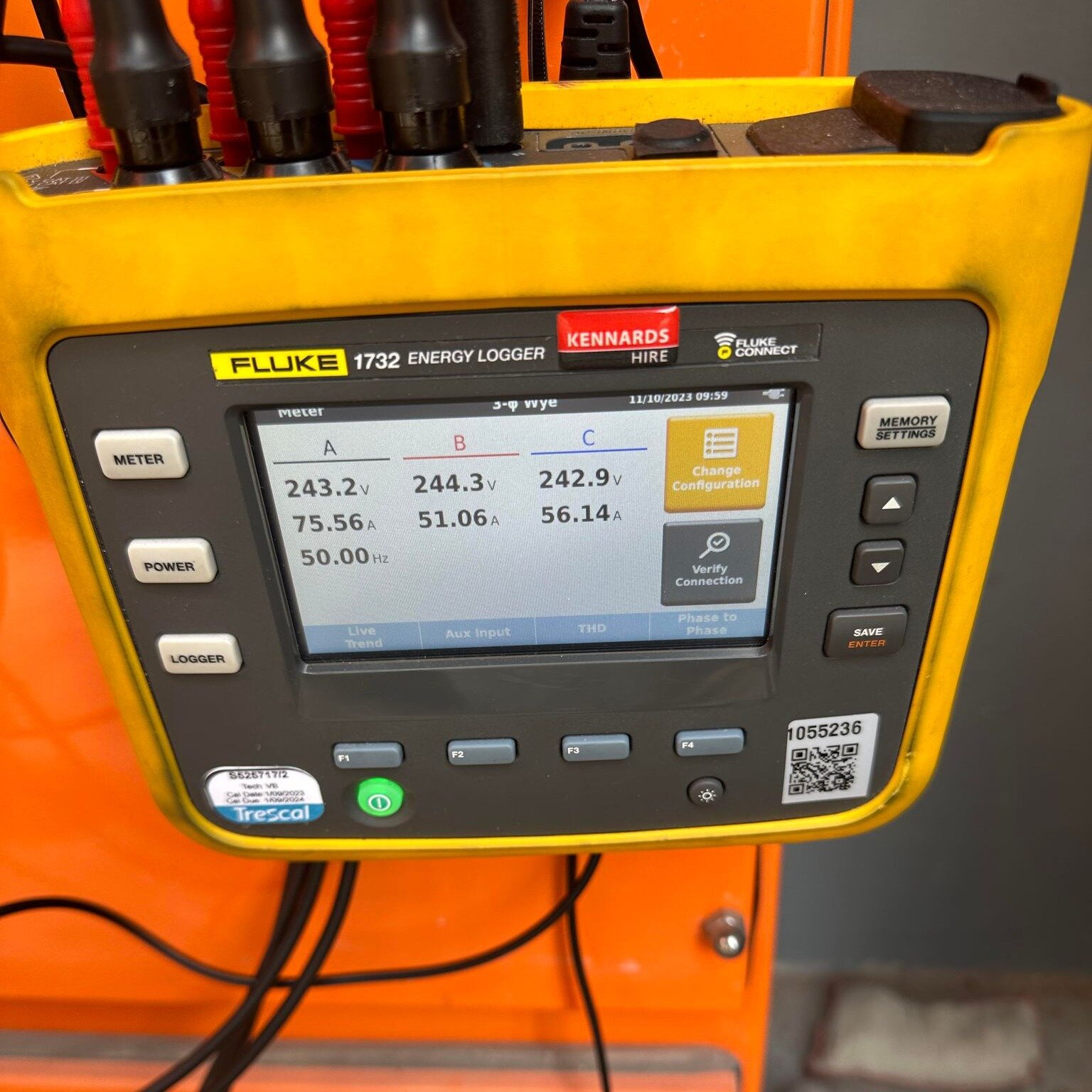 Power monitoring for sub-mains to assess the customer's maximum demand (total power usage). This was completed to see if the customer had enough power to run an new set of sub-mains and be able to supply a new 200Amp switchboard.
#electrician #Facili