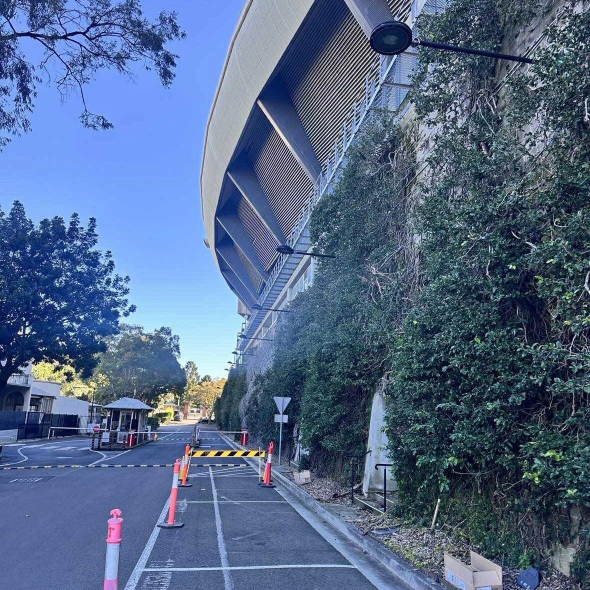 New LED Lighting Upgrade at Disney Australia, Moore Park 
We recently completed an LED upgrade to the main entrance, improving visibility for vehicle and foot traffic while delivering significant energy savings.
@disneystudiosaustralia @tigerlightled
