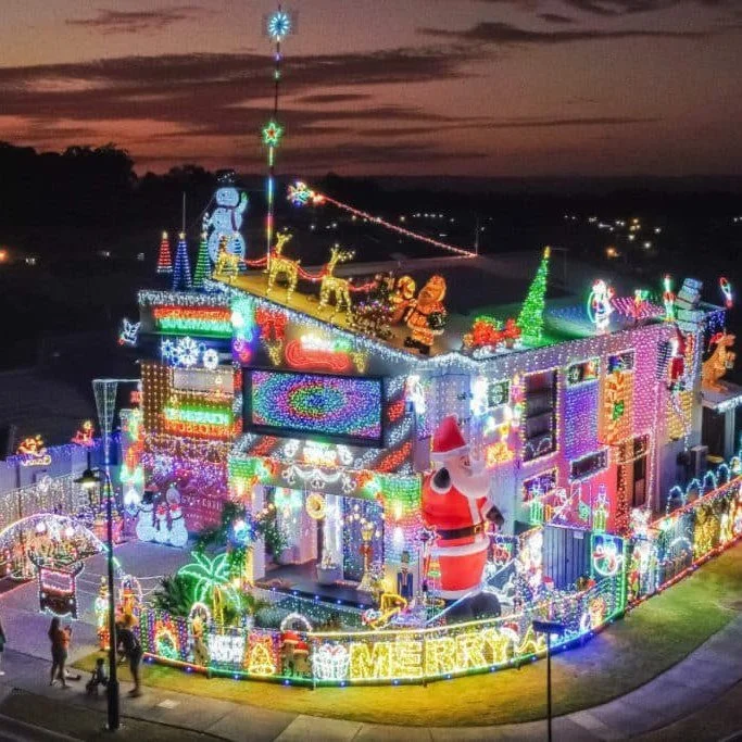 What the kids want our Christmas lights to look like.... vs....
What ours actually looks like... 
1 EXTENSION LEAD, A BLINKING REINDEER &amp; A BROKEN TIMER!

Good luck all you Electrician Dads making Xmas memorable X