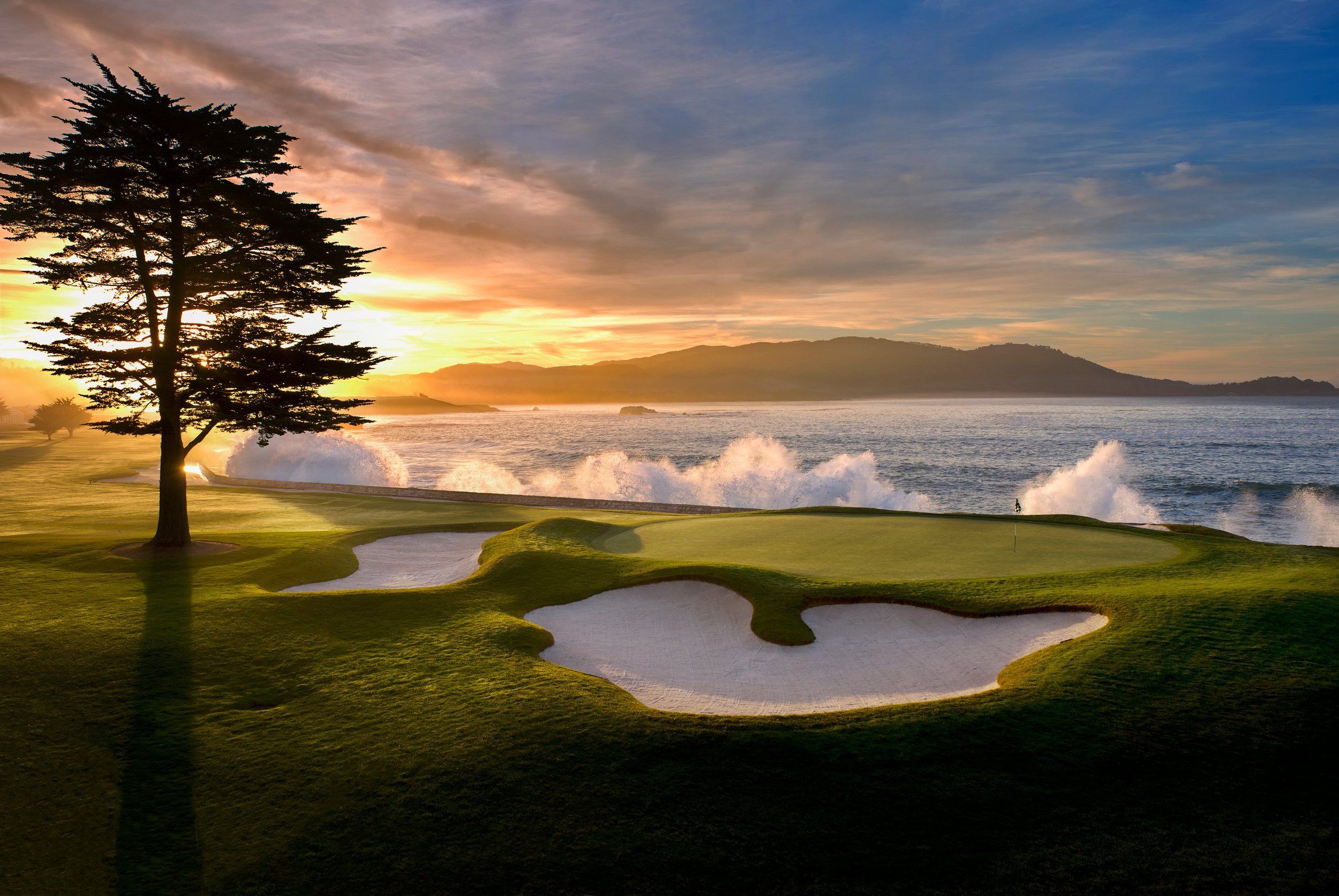 pebble beach golf course tours