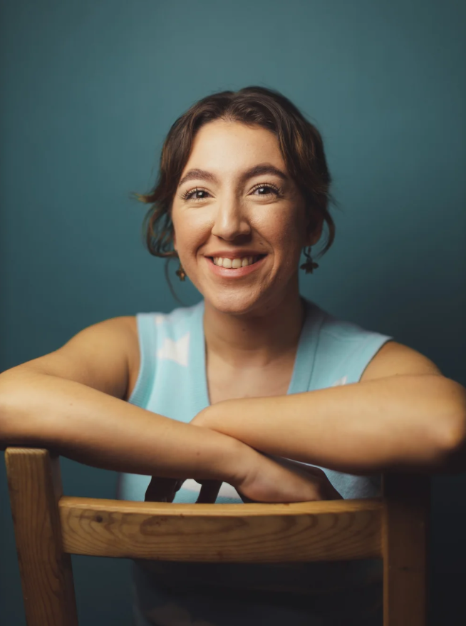 1:1 lesson with Mia Serracino-Inglott (singing or piano)