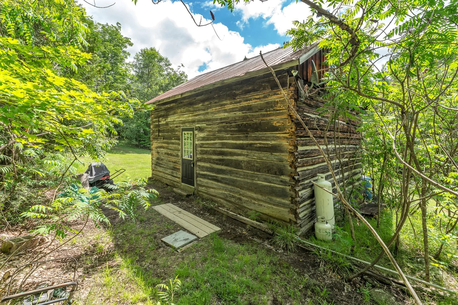 1084CSwaugersLakeRd_MLS-37.jpg