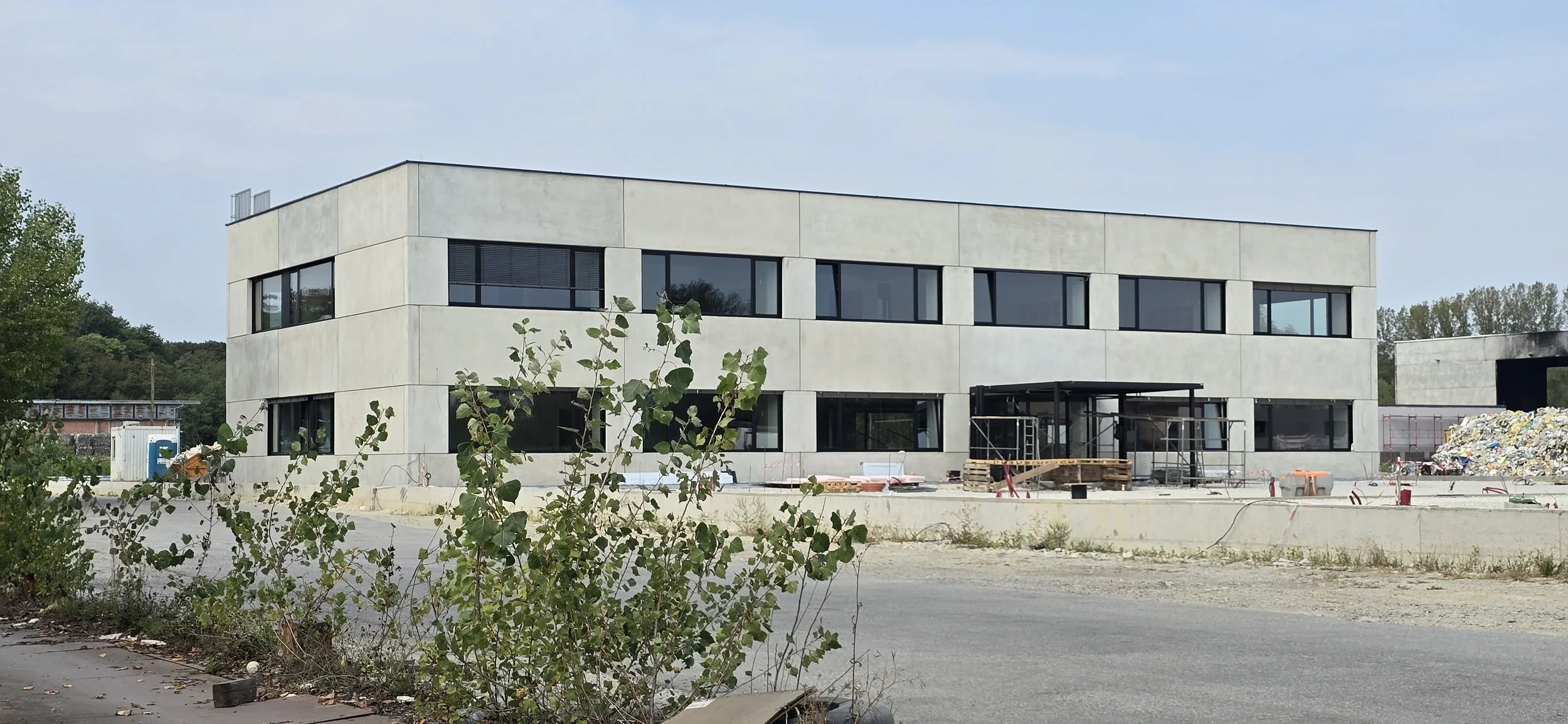 UPRAVNA ZGRADA · EF · GRADILIŠTE