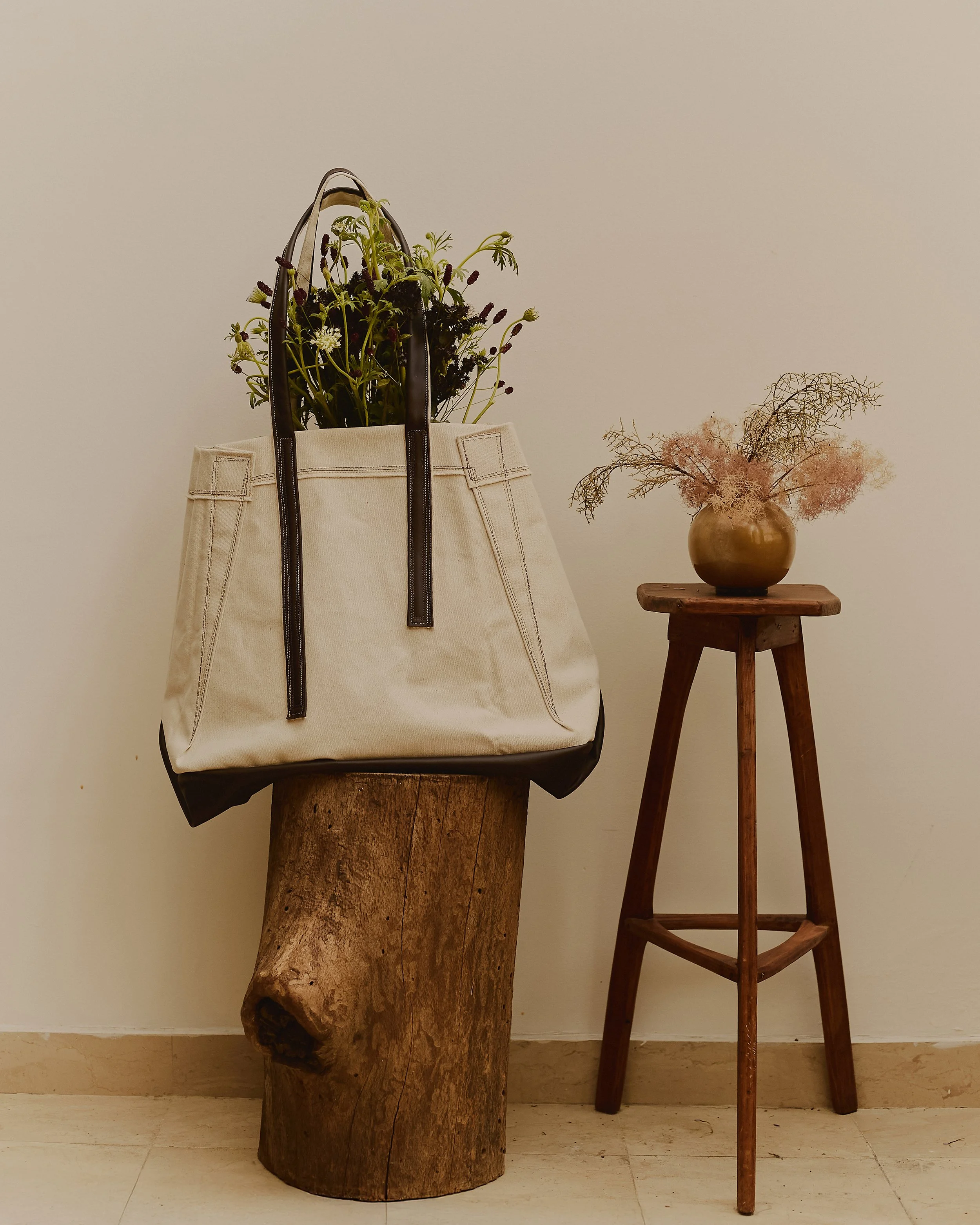 Color block Oversized Carryall Shopper in Natural Canvas and Deep Bark Leather