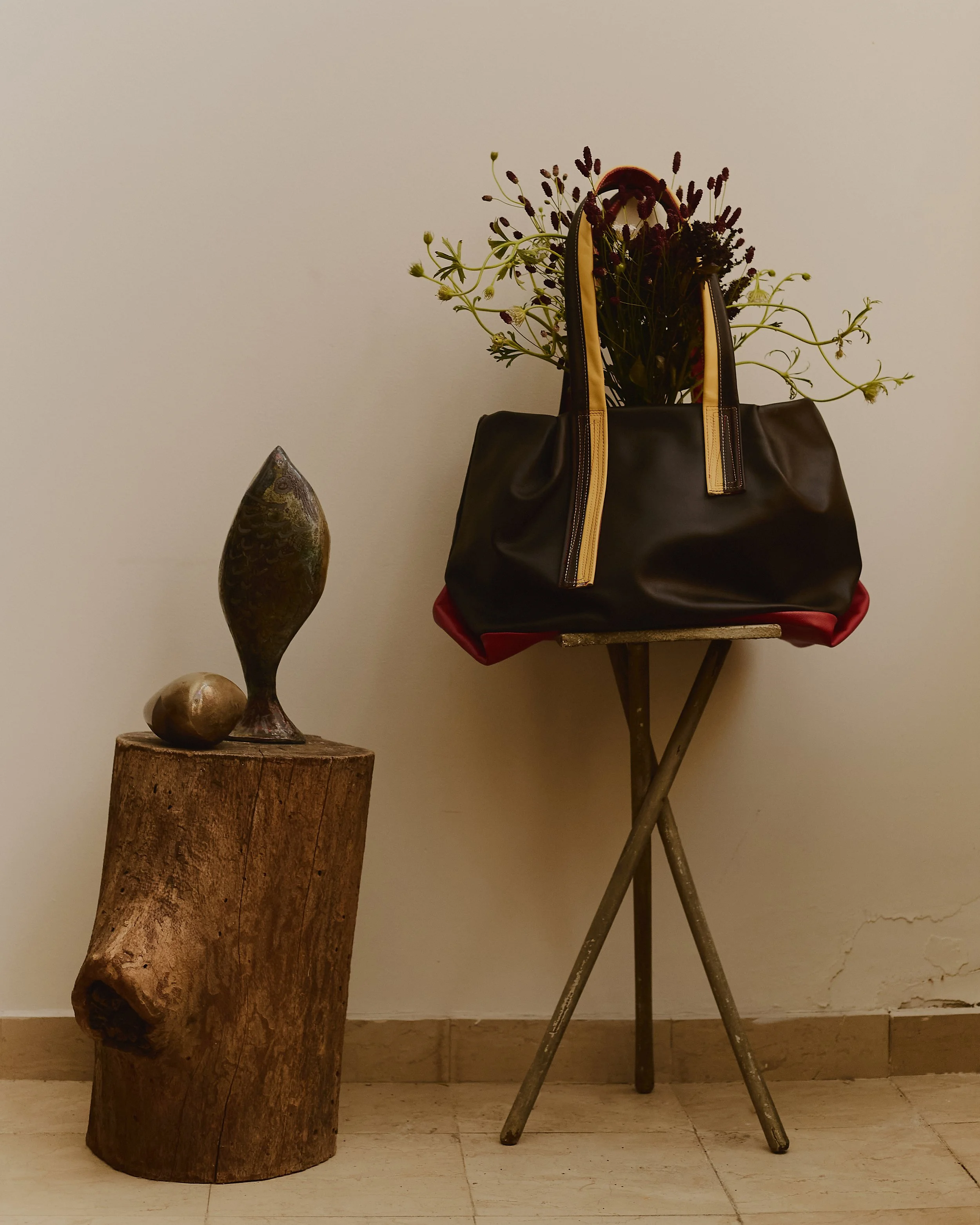 Color block Oversized Carryall Shopper in Deep Bark Leather