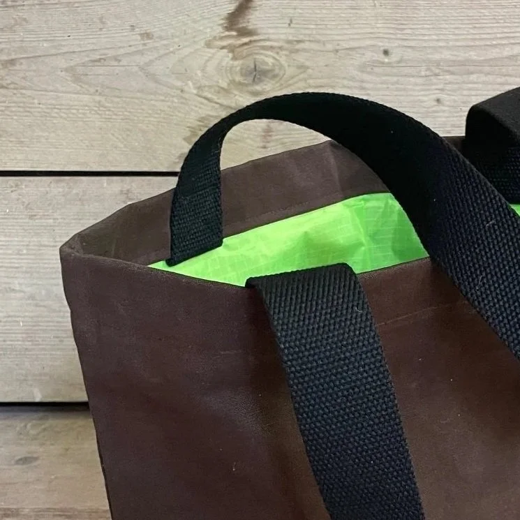 Evergreen Conny the shopper