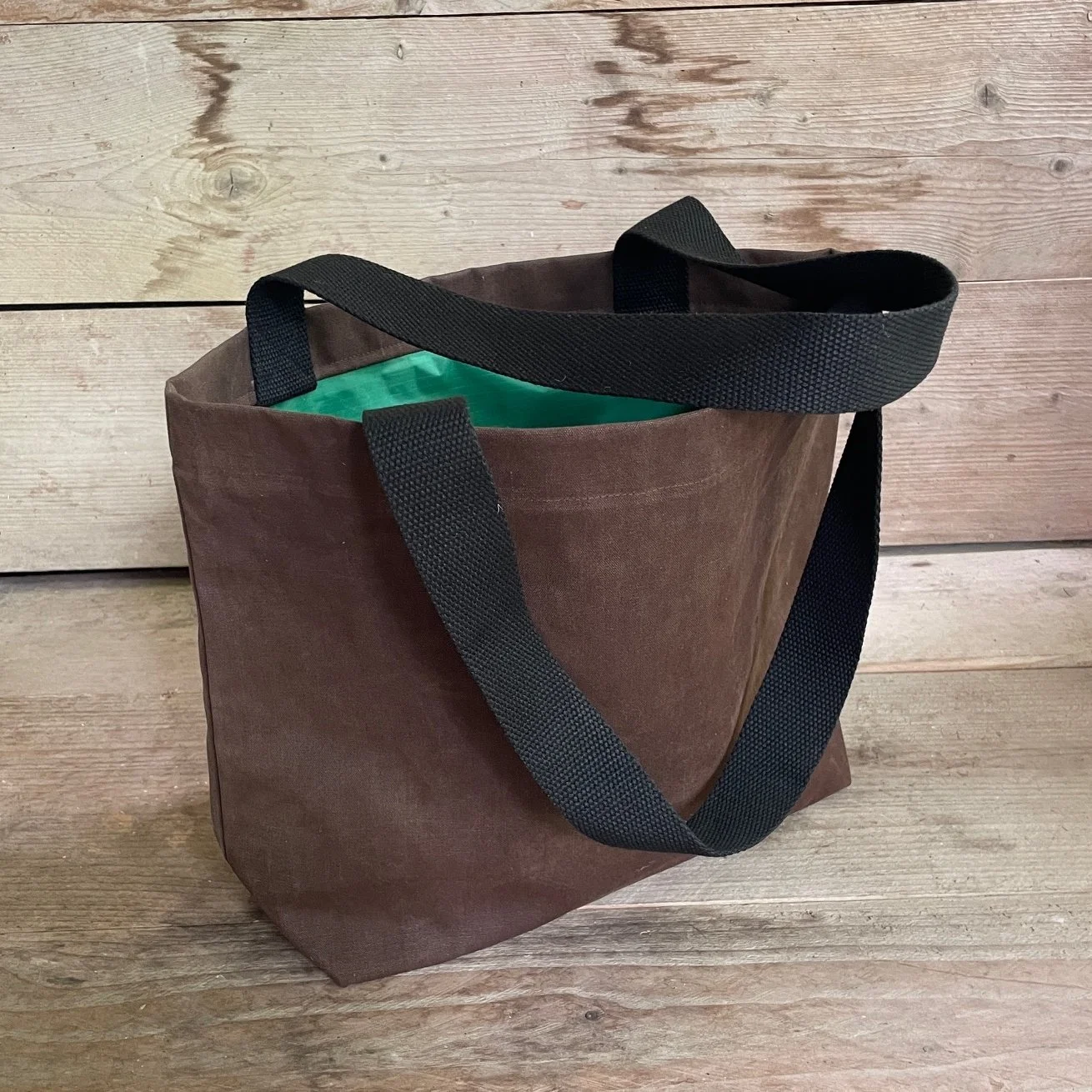 Evergreen Conny the shopper