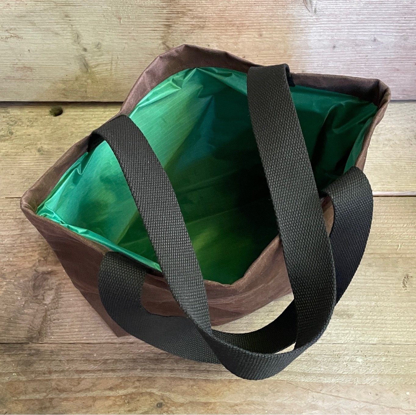 Evergreen Conny the shopper 3 b.jpg