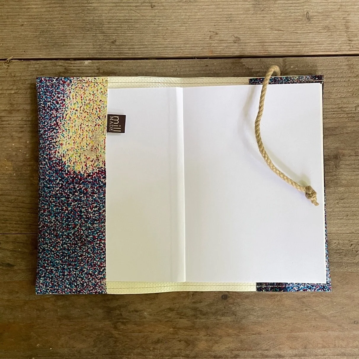 Domein - the book protector