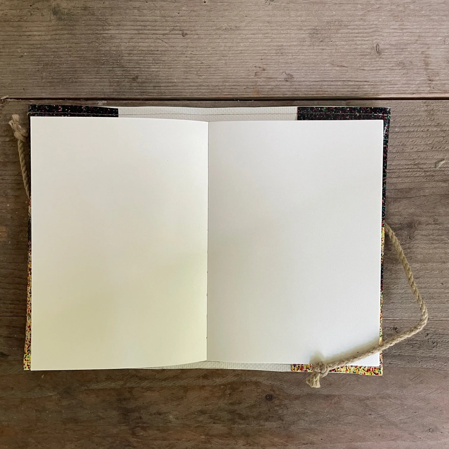 Domein - the book protector