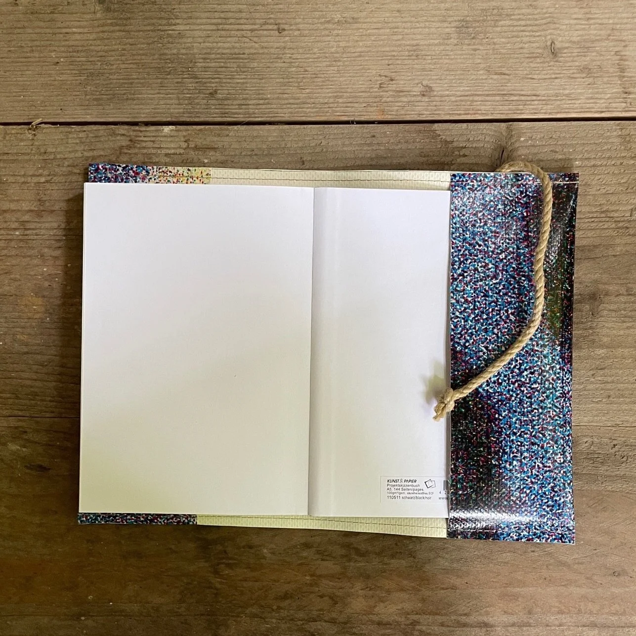 Domein - the book protector