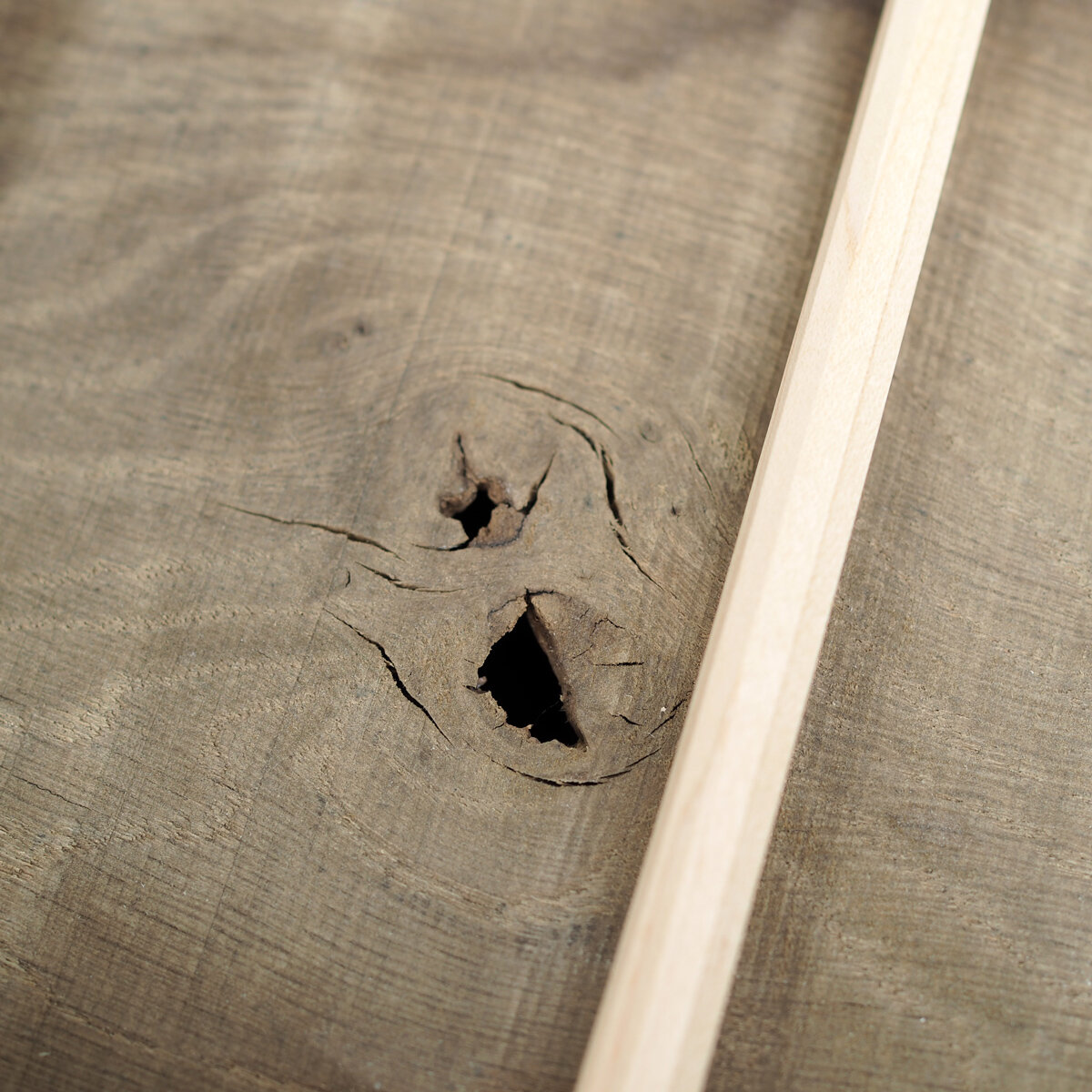 weatherd-grey-oak-box-lid.jpg