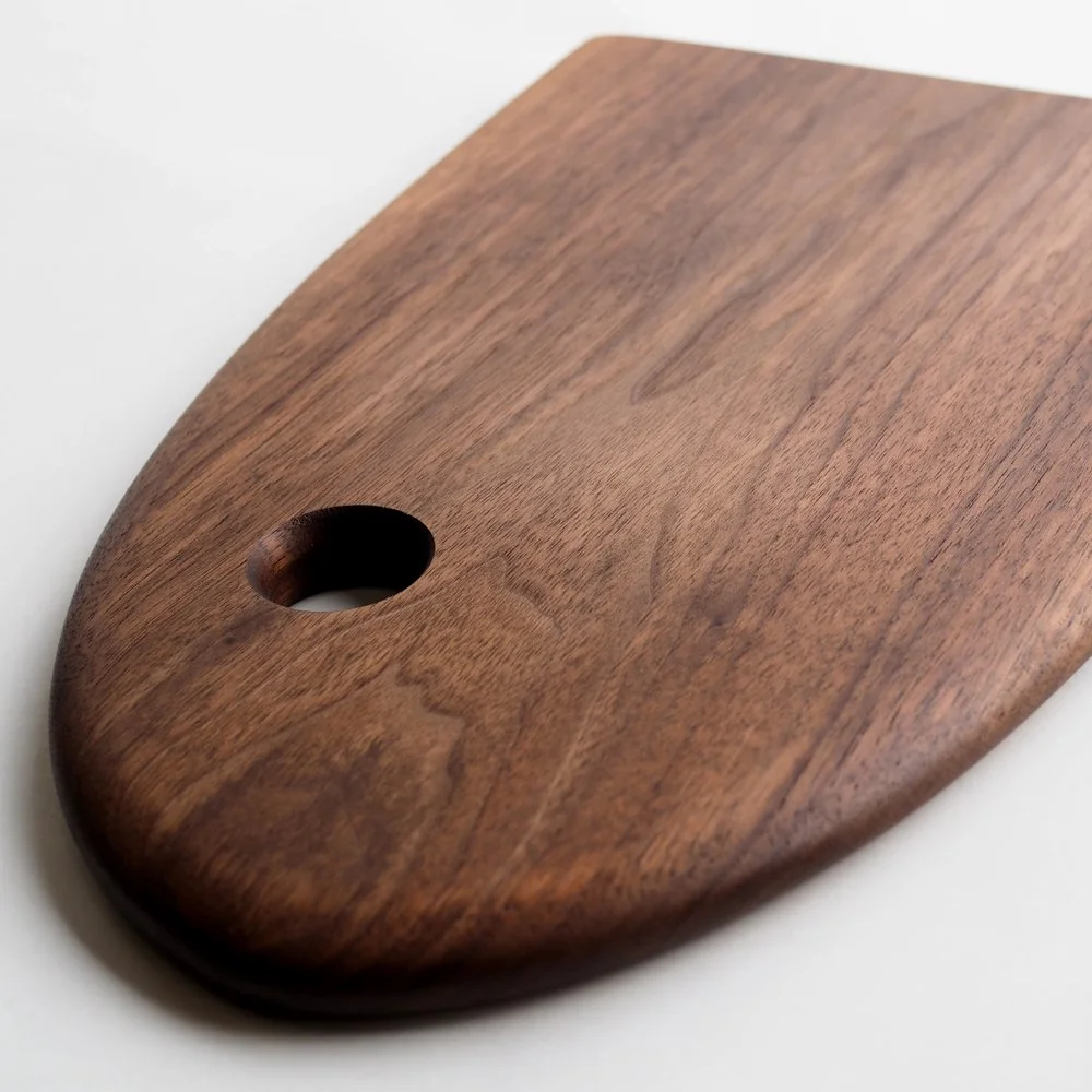 walnut-fin-shaped-chopping-serving-board4.jpg