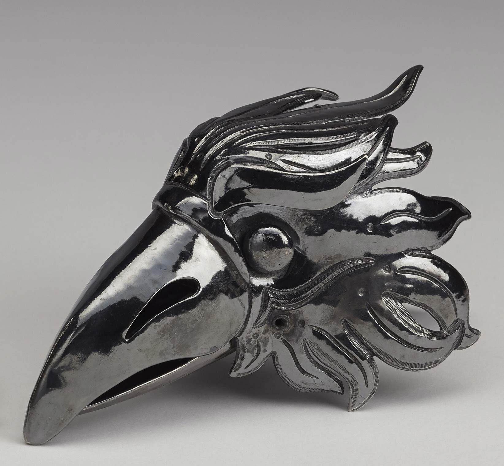 Edgar the Raven sprung clip in oxidised silver