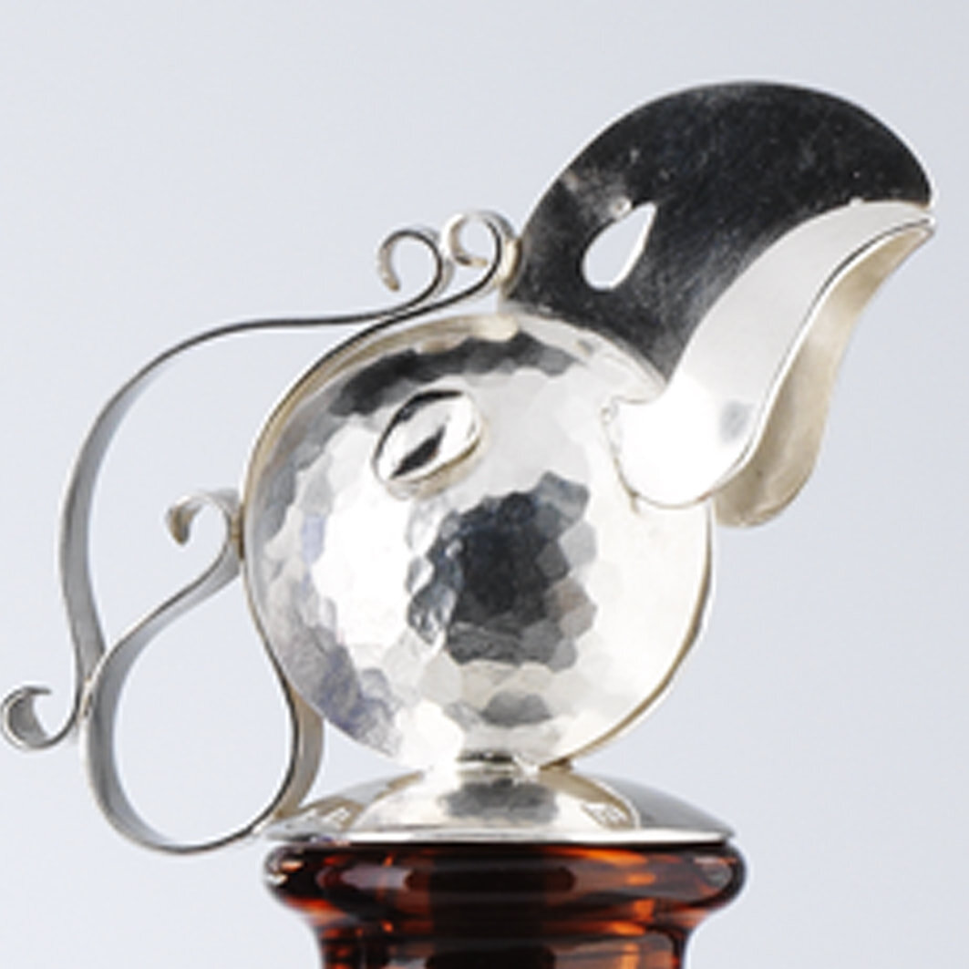 ptarmigan-bird-bottle-detail-bryonyknox.jpeg