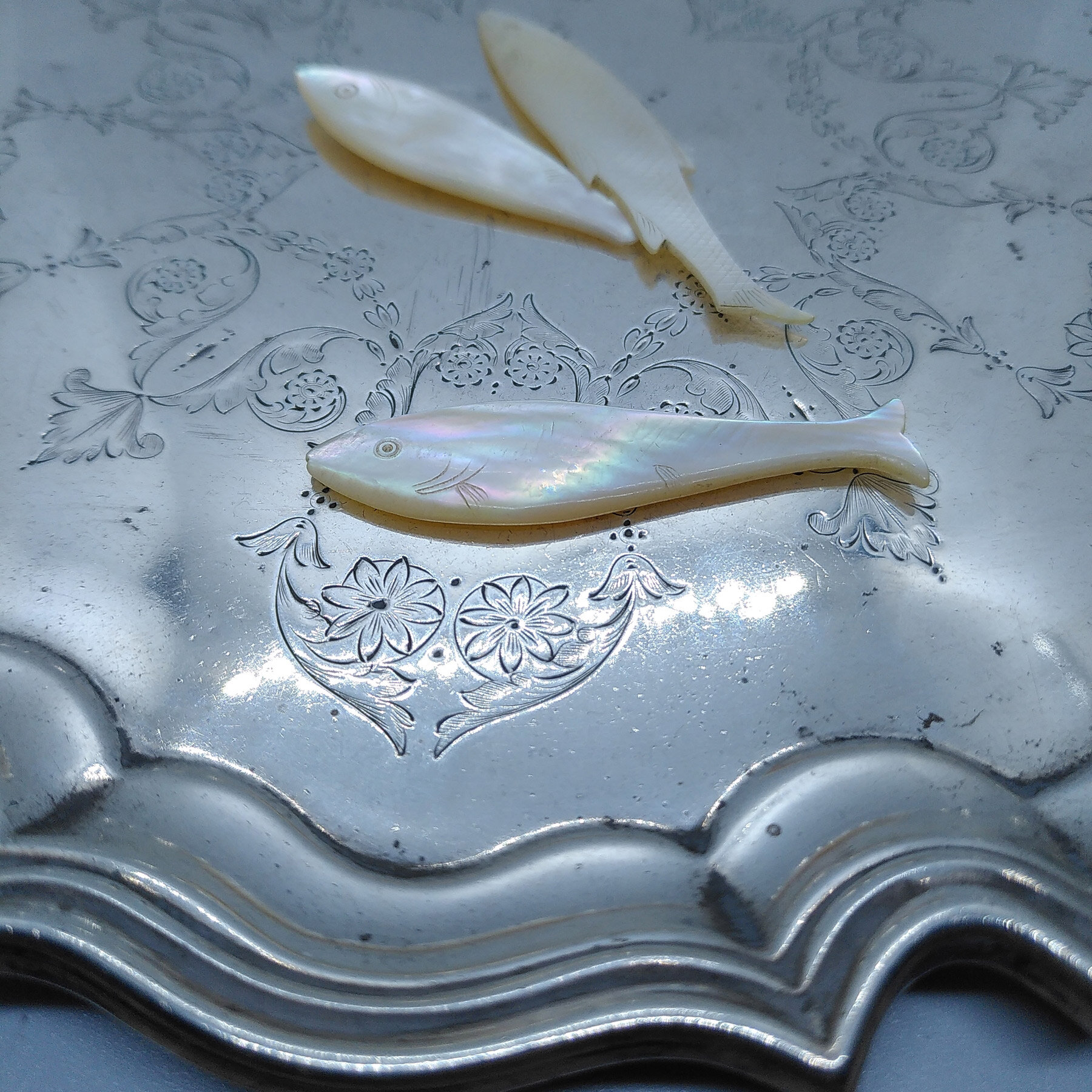 1c-bryony-knox- fish-from-a-dish -box-silver- darlings-making-of.jpg