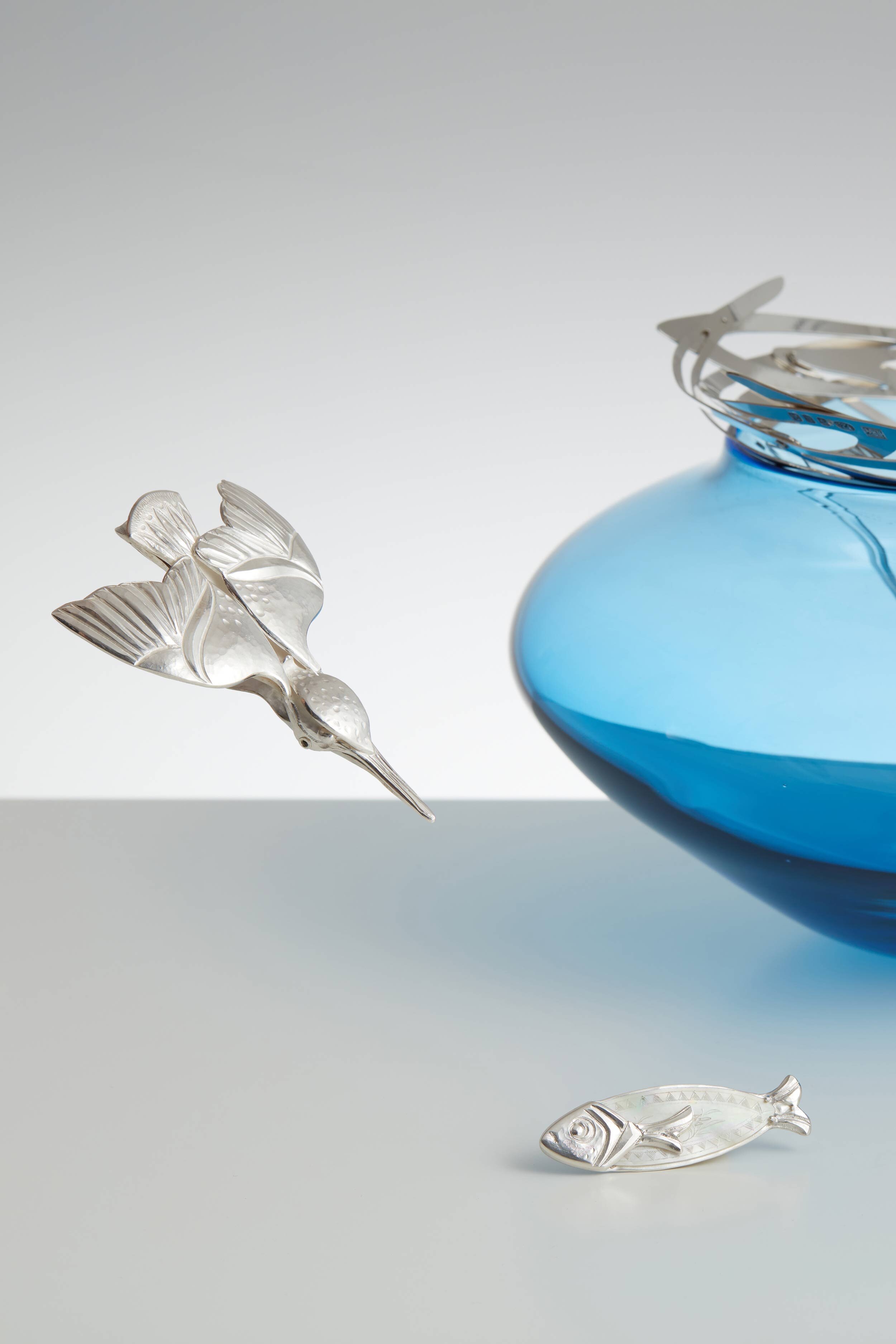 18c-triumphant-kingfisher-and-pearly-minnow-w-watery-bowl-in-background-bryony-knox-photo-a-clark.jpg