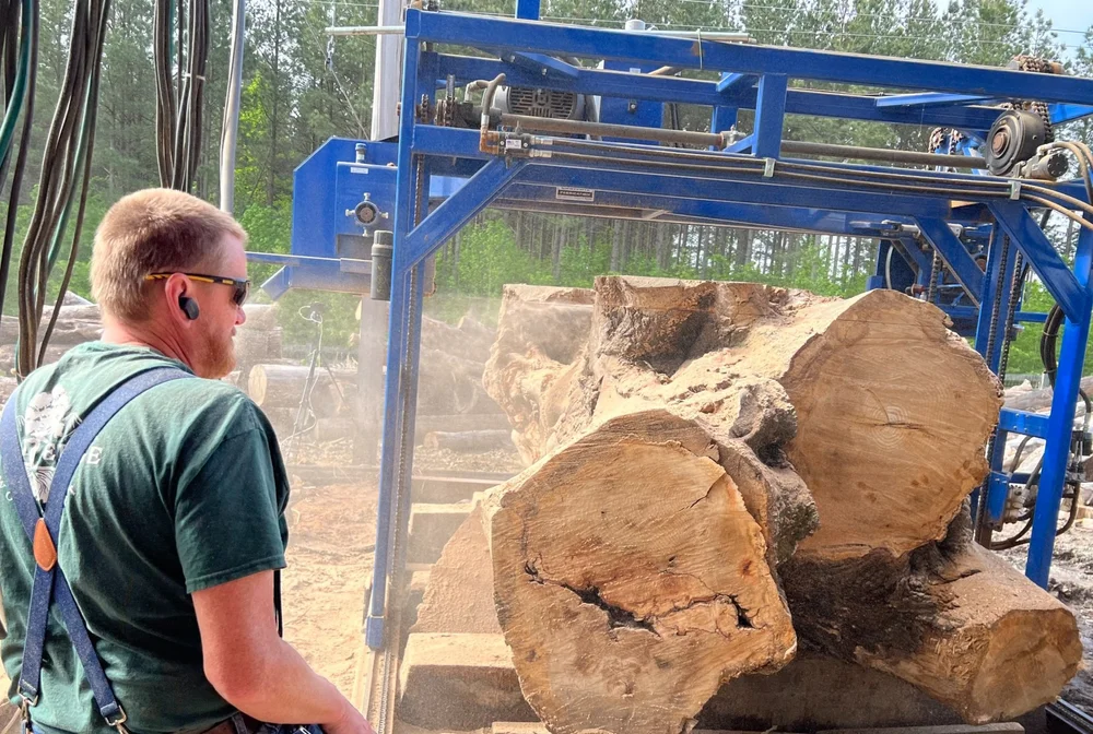 Custom sawmilling