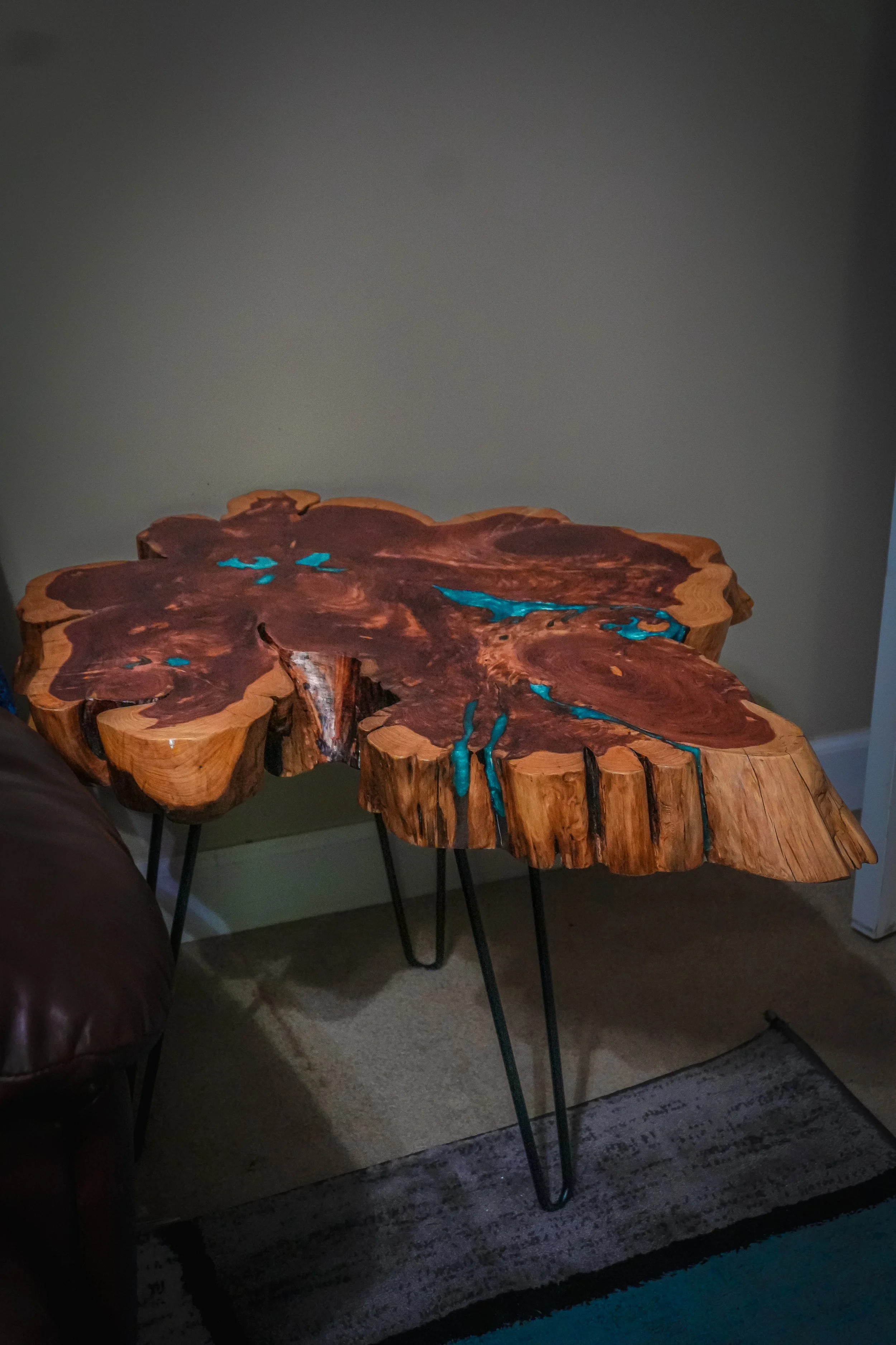 Cedar Side Table-2.jpg