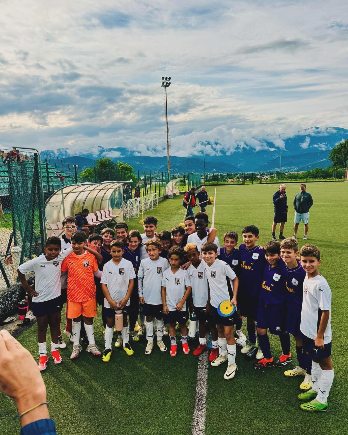 🇮🇹 **La Squadra Select Team 2024** 🇮🇹

What an experience for the team that participated in the traveling experience in Italy this year!

✔️ 6 games played 
✔️ Training sessions every morning 
✔️ Competed with the top academies in the North of It