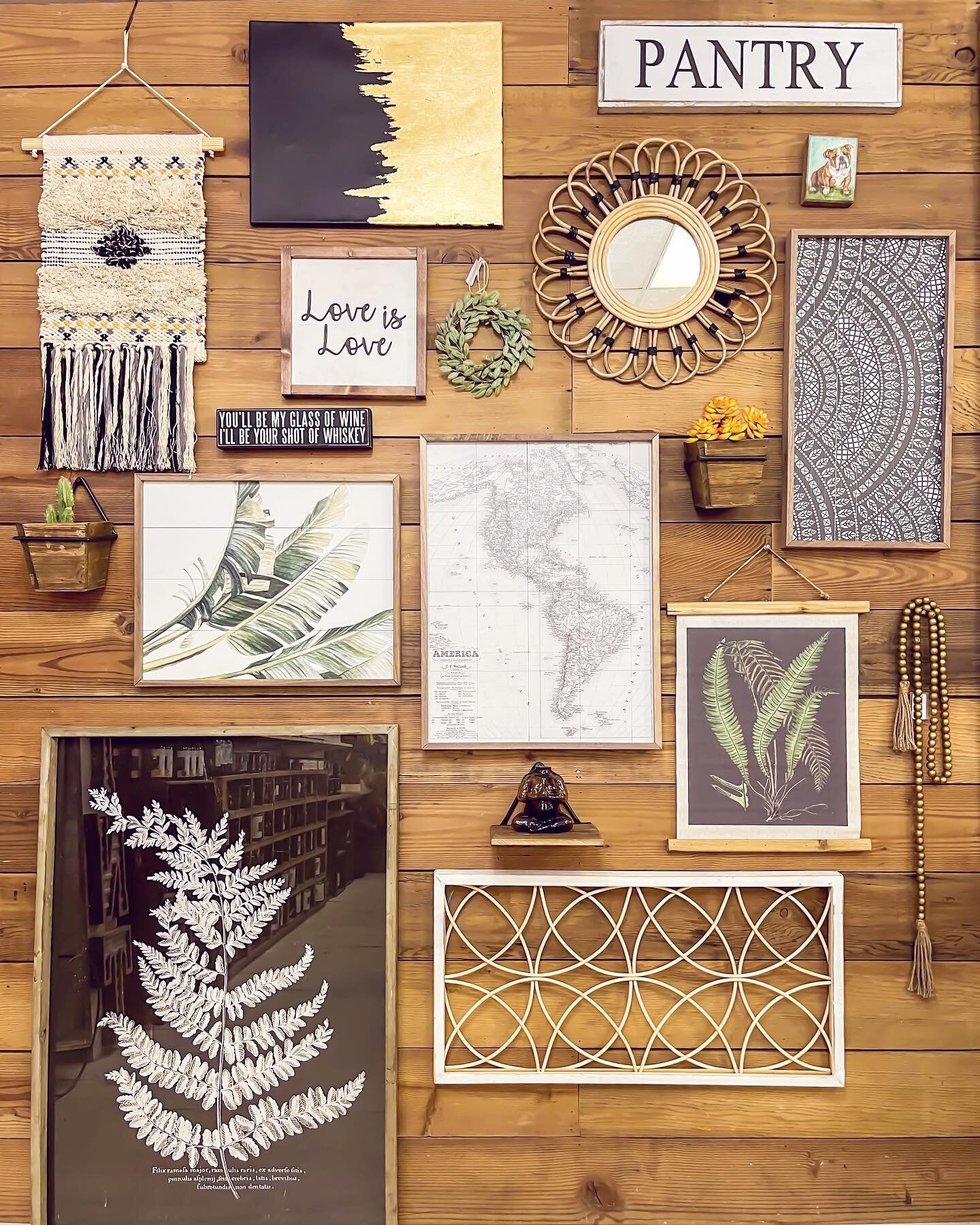 Big or small&hellip; we&rsquo;ve got something for every wall! We mixed it up to include a little bit of each decor style and honestly&hellip;? We&rsquo;re obsessed! Isn&rsquo;t it amazing how you can make things work together to create your own uniq
