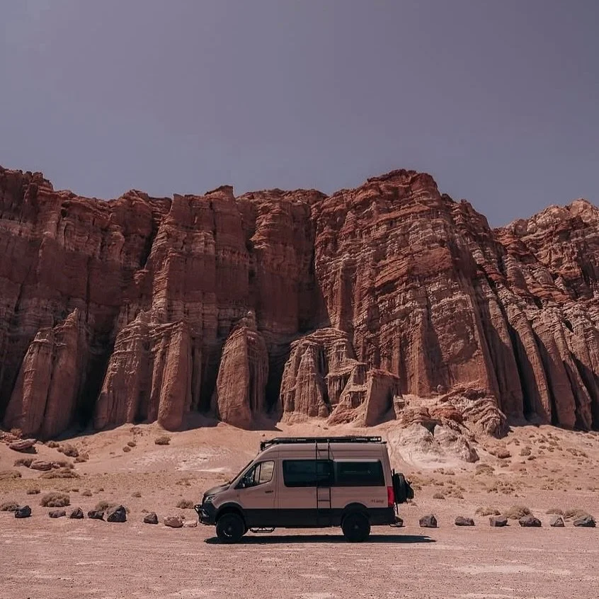 Stress and worry don&rsquo;t live here. 
&bull;
&bull;
📸 @theother12hours 
&bull;
&bull;
&bull;
&bull;
#freedom #openroad #vanlife #adventurelife #altcamp